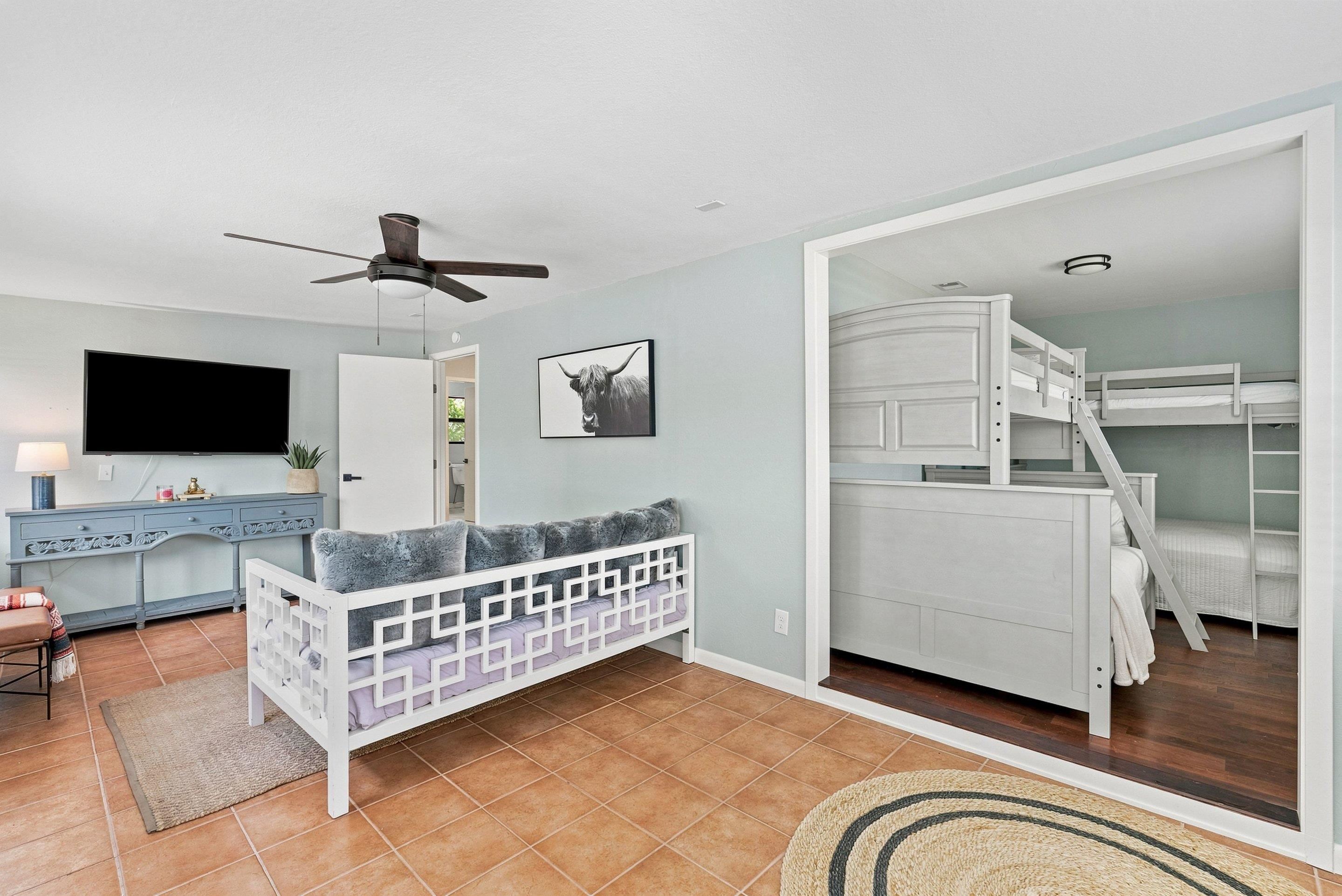 312 Mountain View