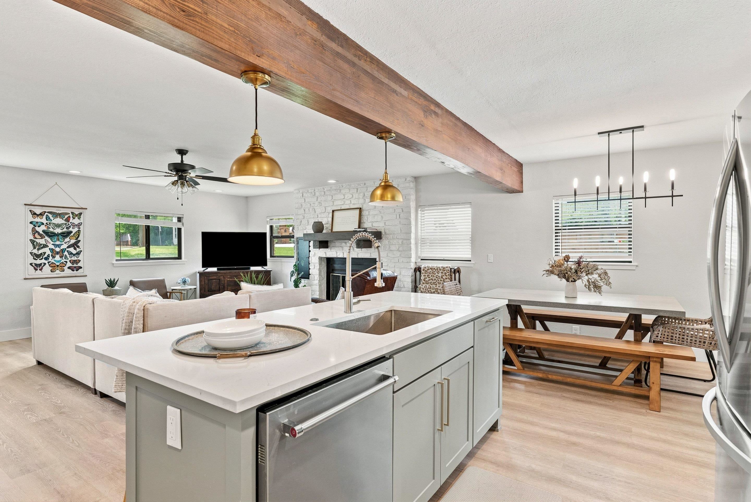 312 Mountain View