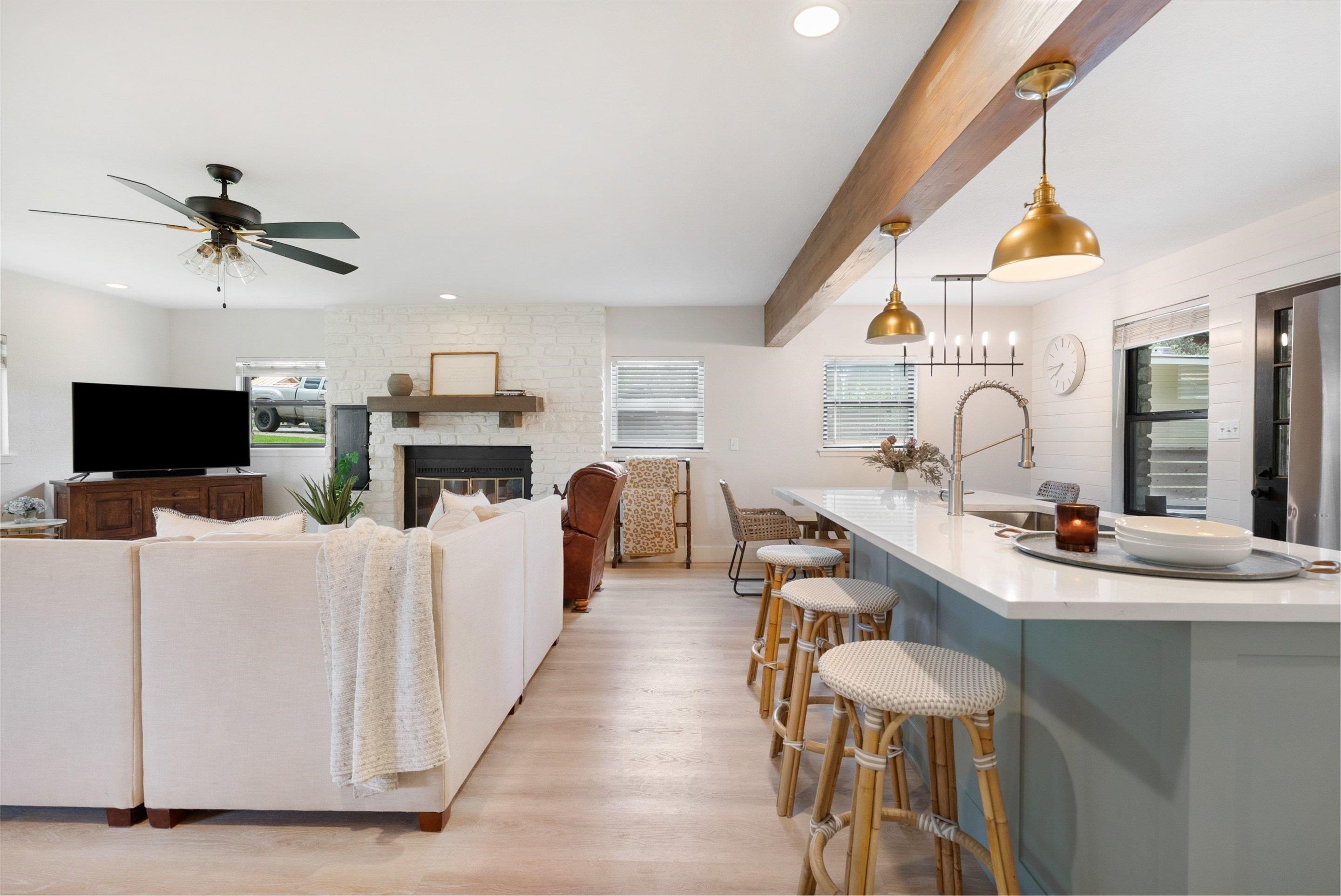 312 Mountain View