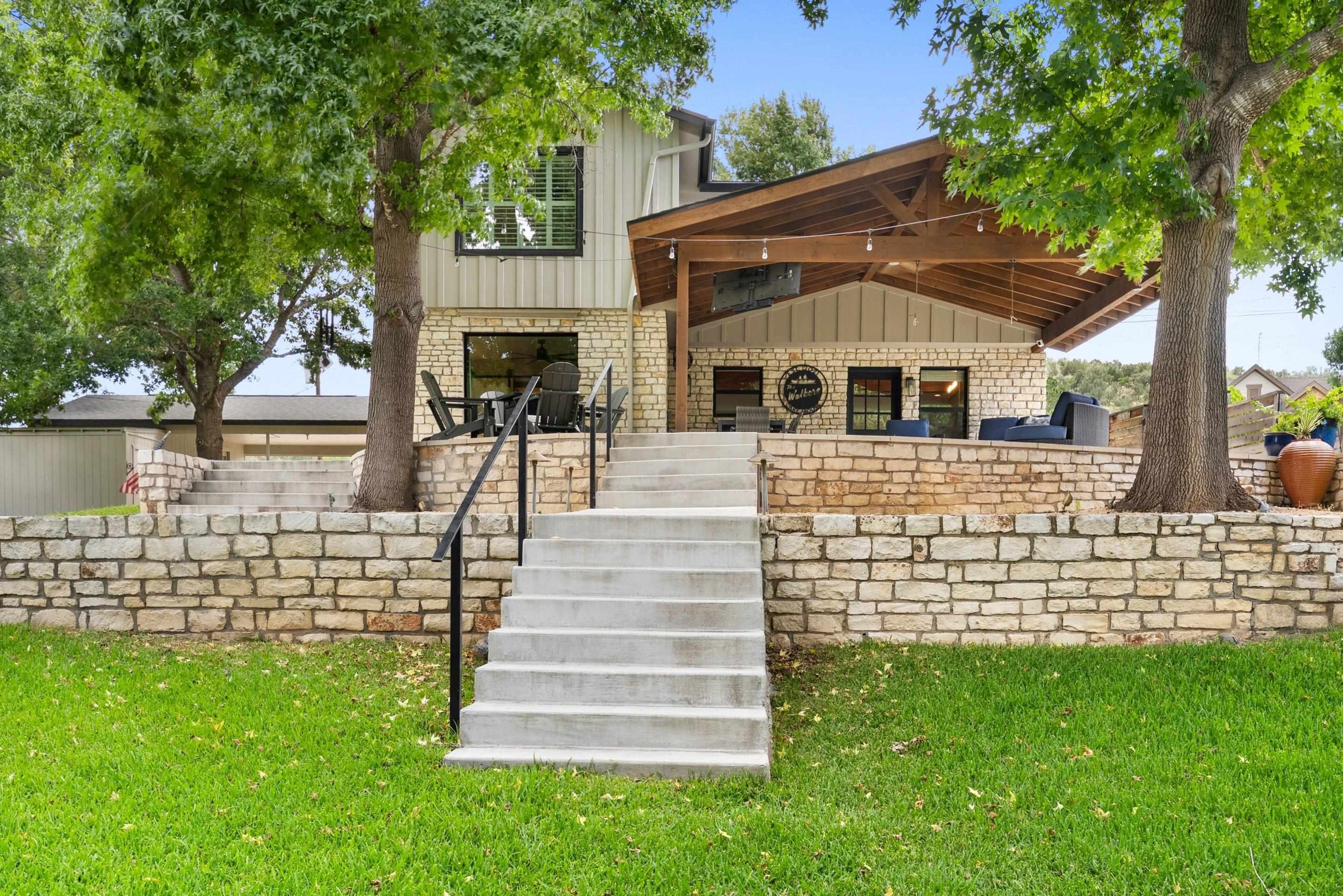 312 Mountain View