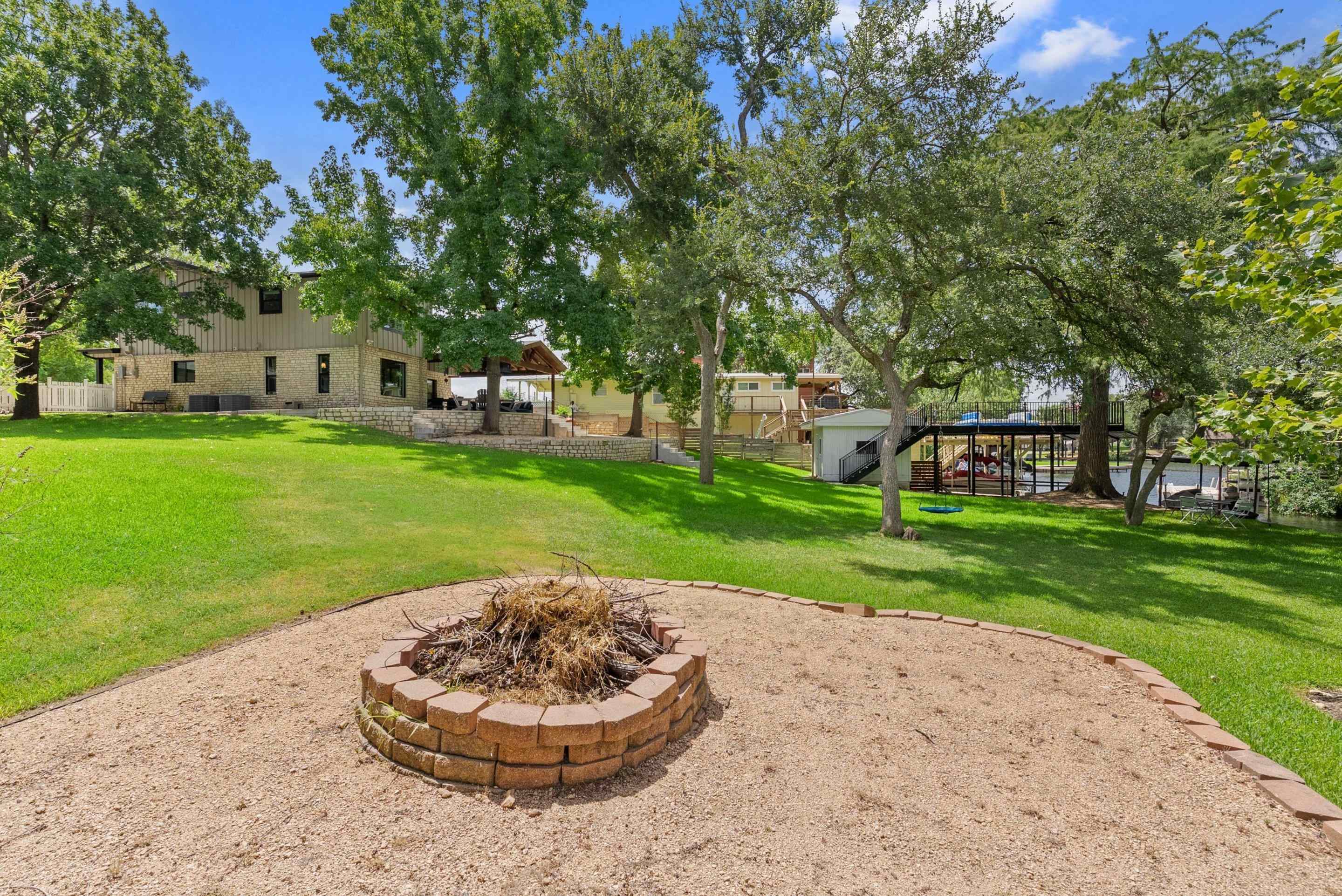 312 Mountain View