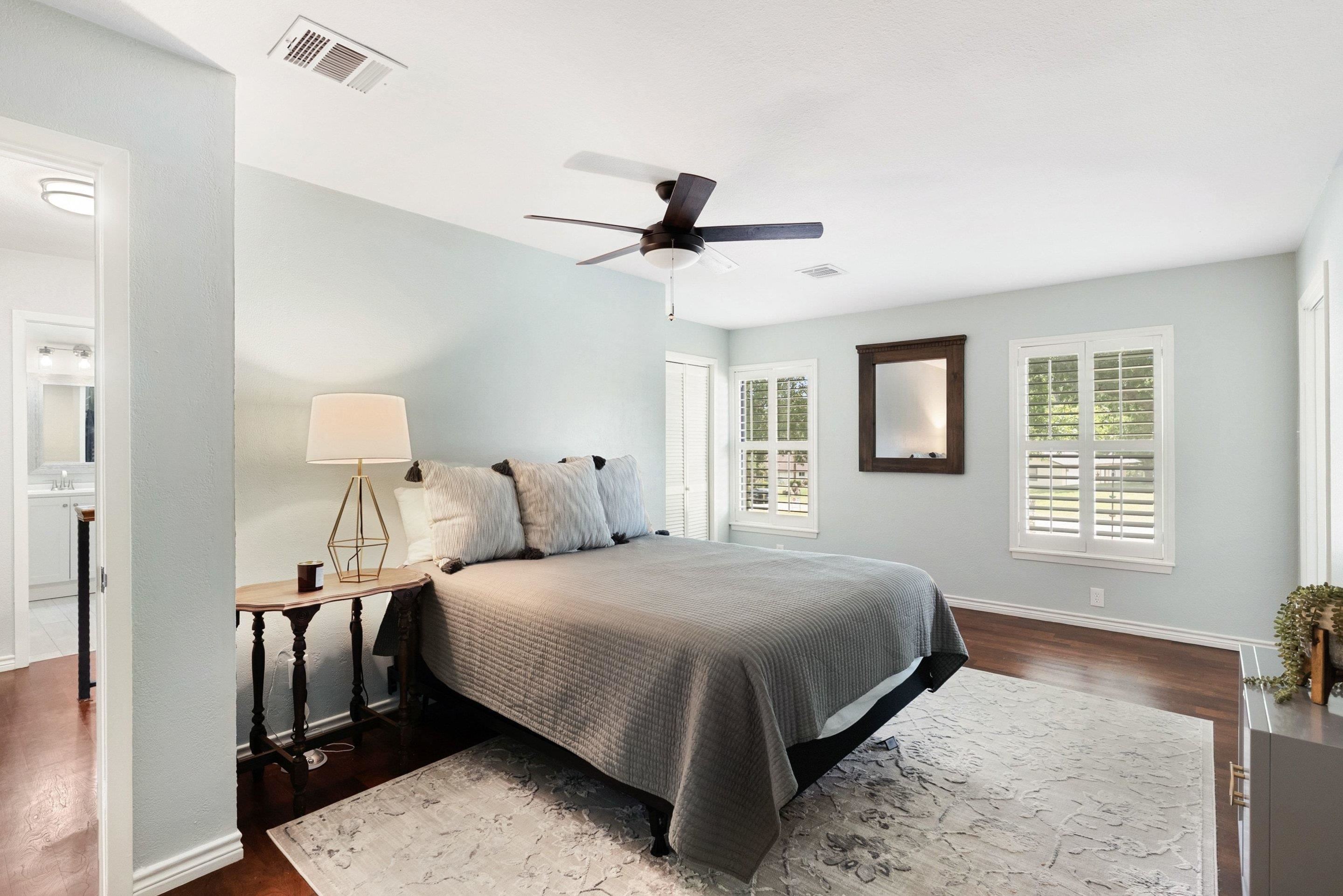 312 Mountain View