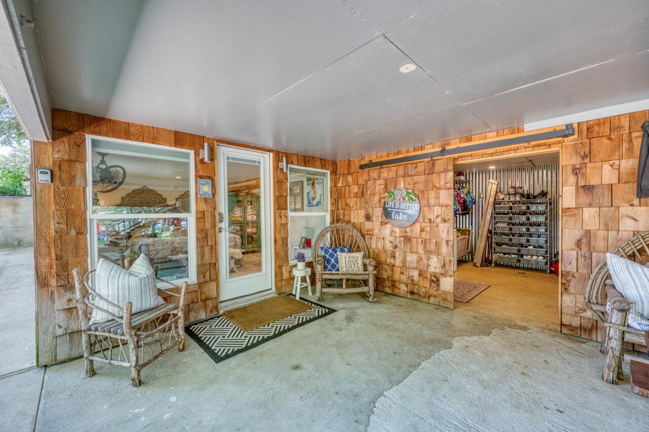 1001 N Shorewood Drive