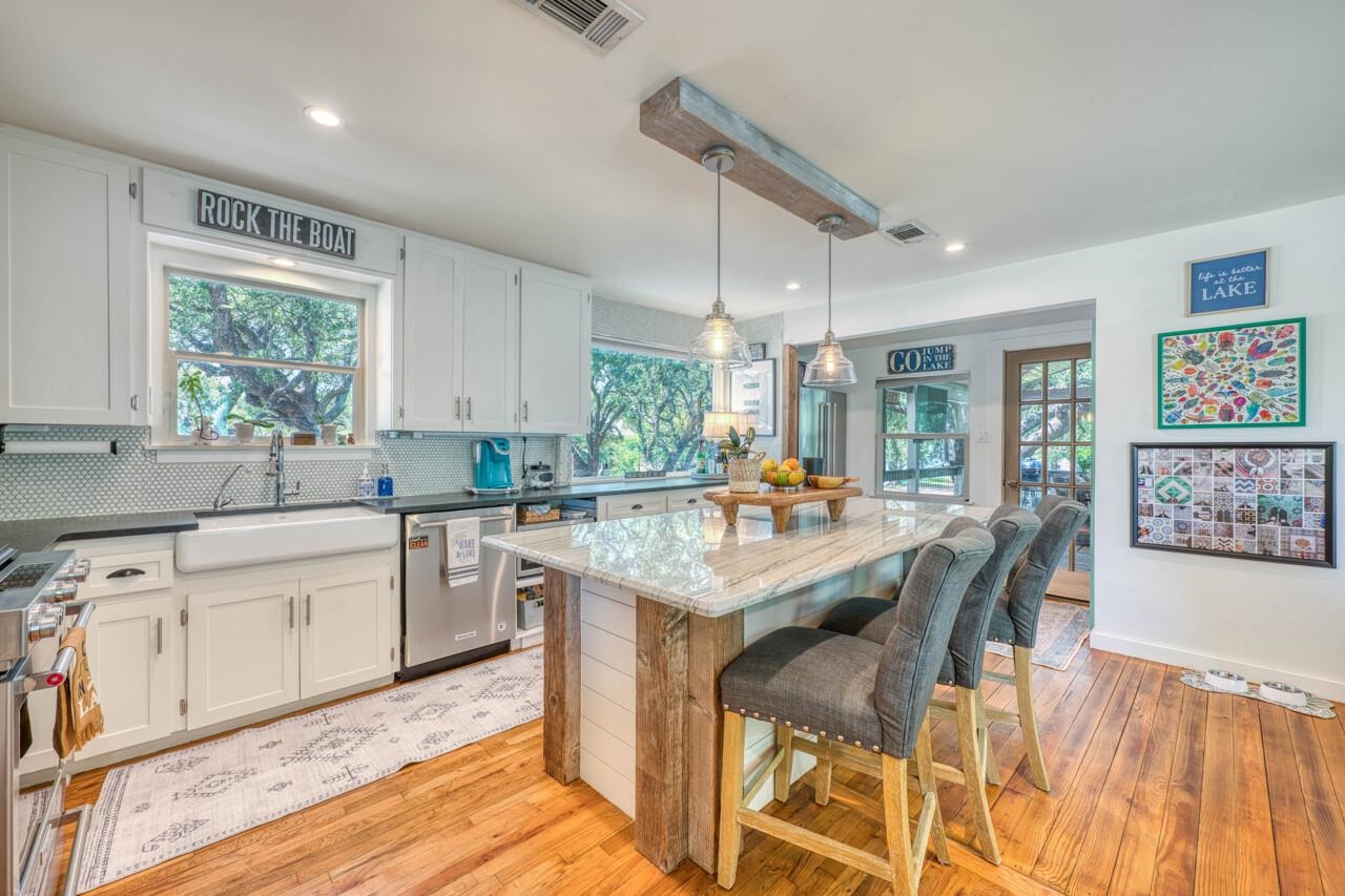 1001 N Shorewood Drive