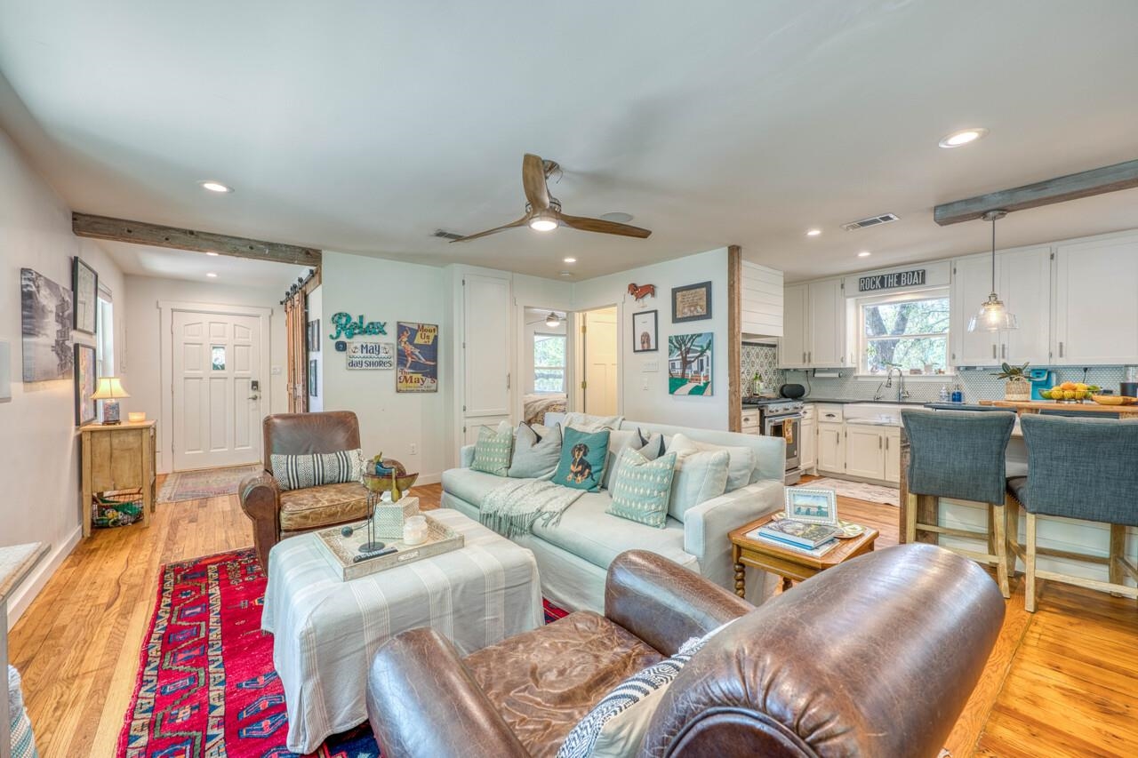 1001 N Shorewood Drive