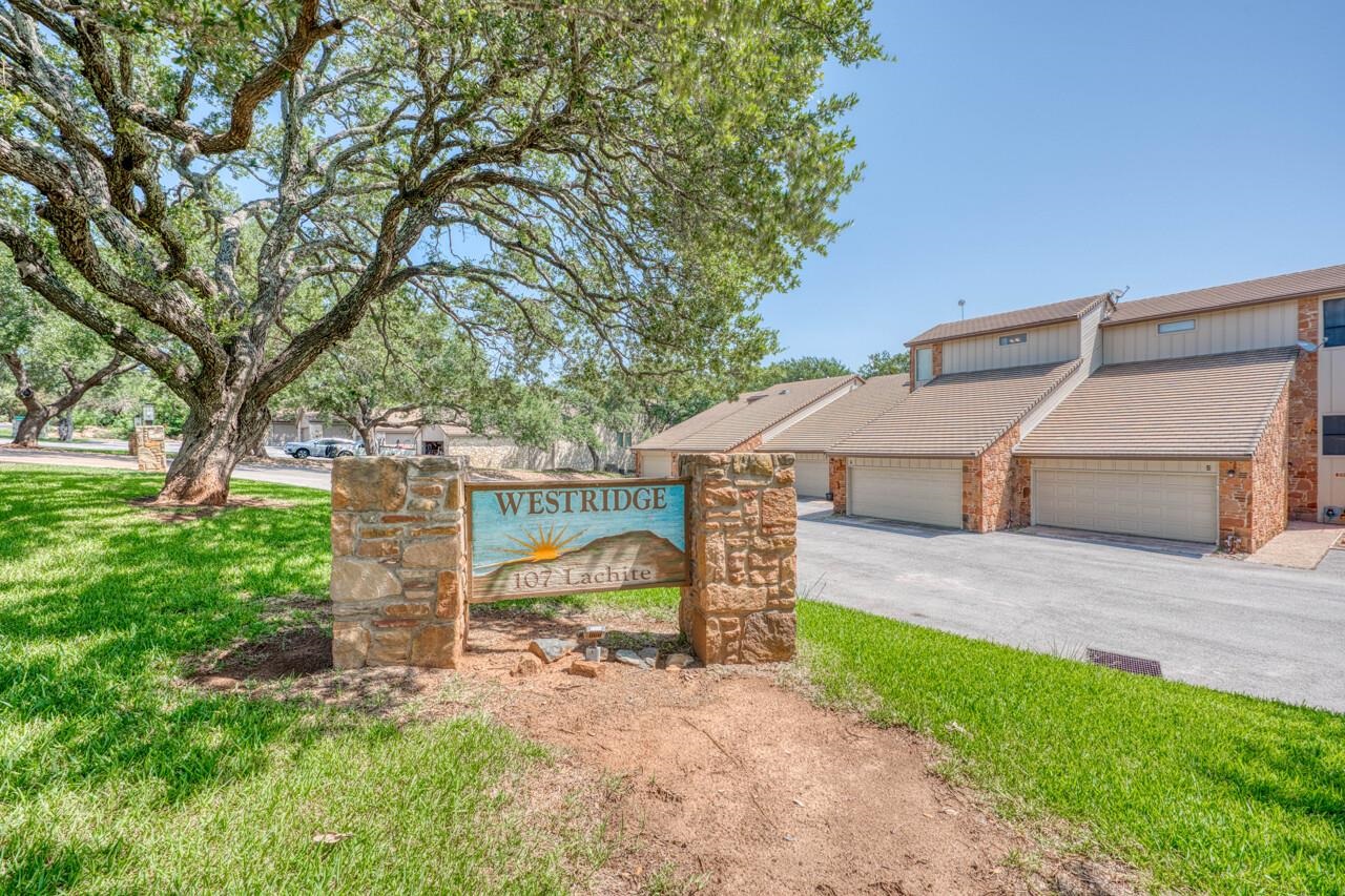 107 Lachite