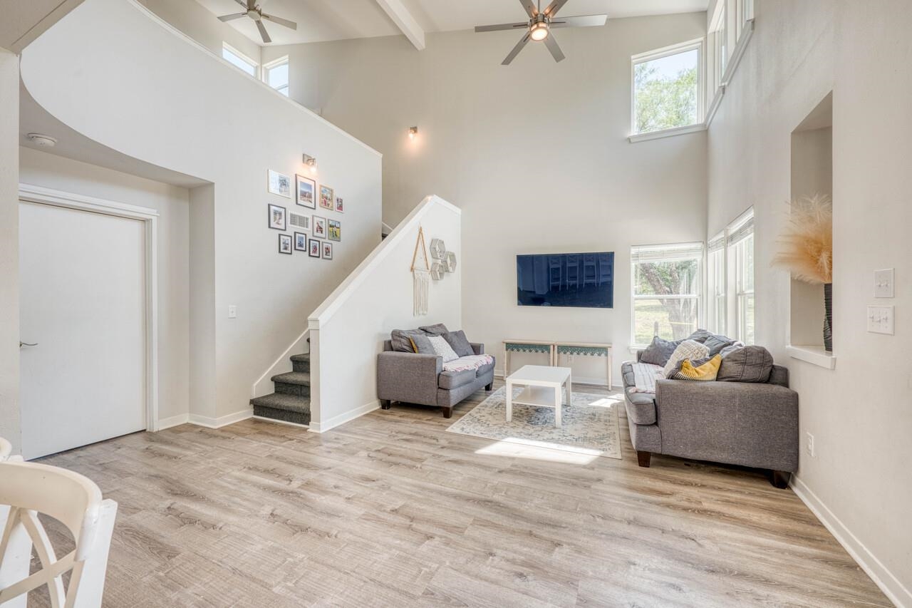 847 Pecan Ln