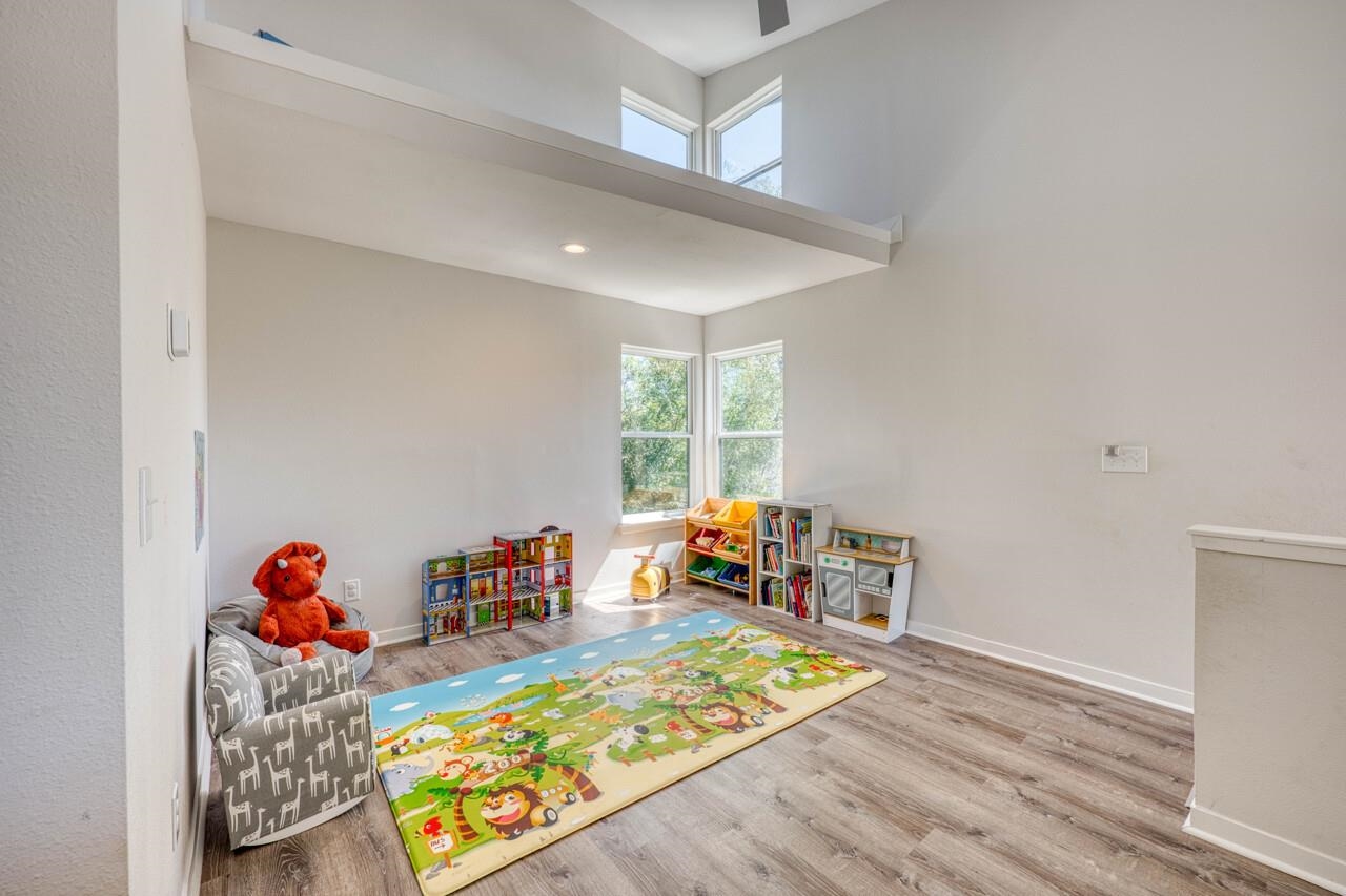847 Pecan Ln