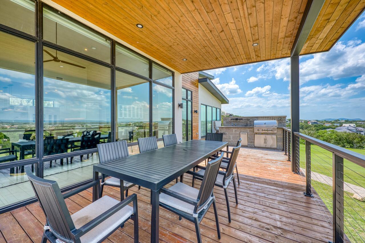 207 Kites CT