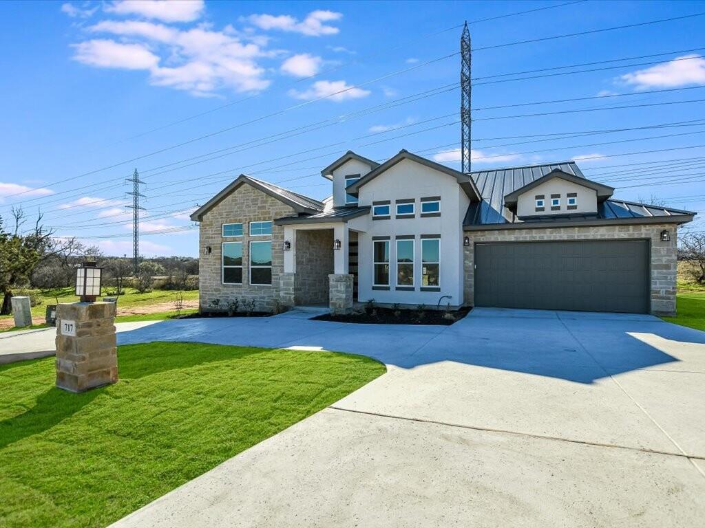 717 Indian Paint BLVD
