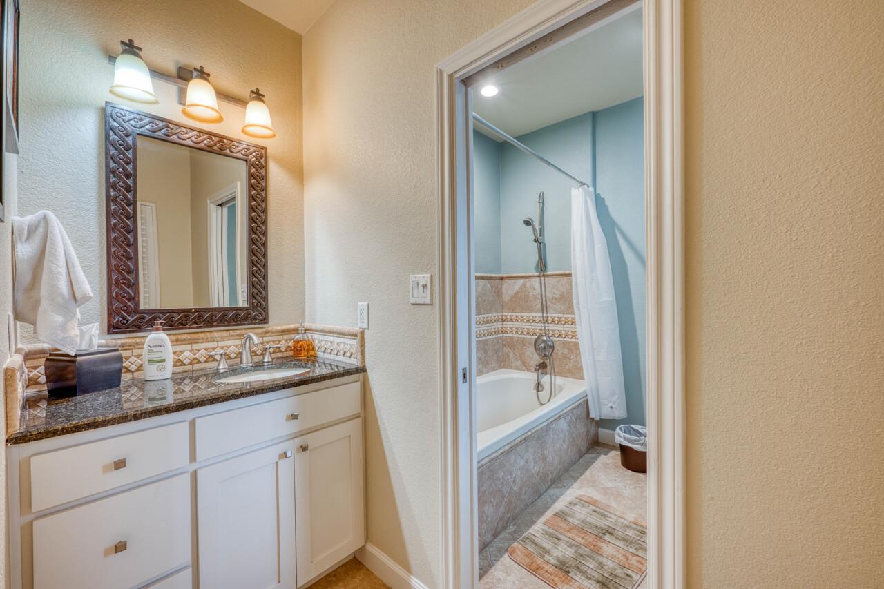 1103 The Cape RD # 2
