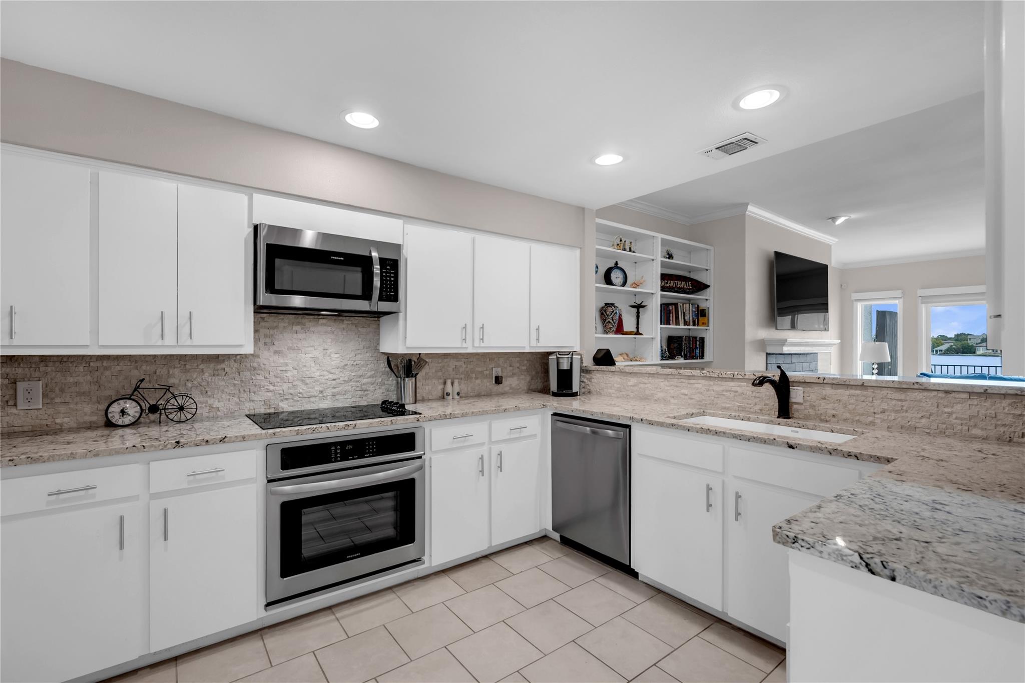 415 Horseshoe Bay North BLVD