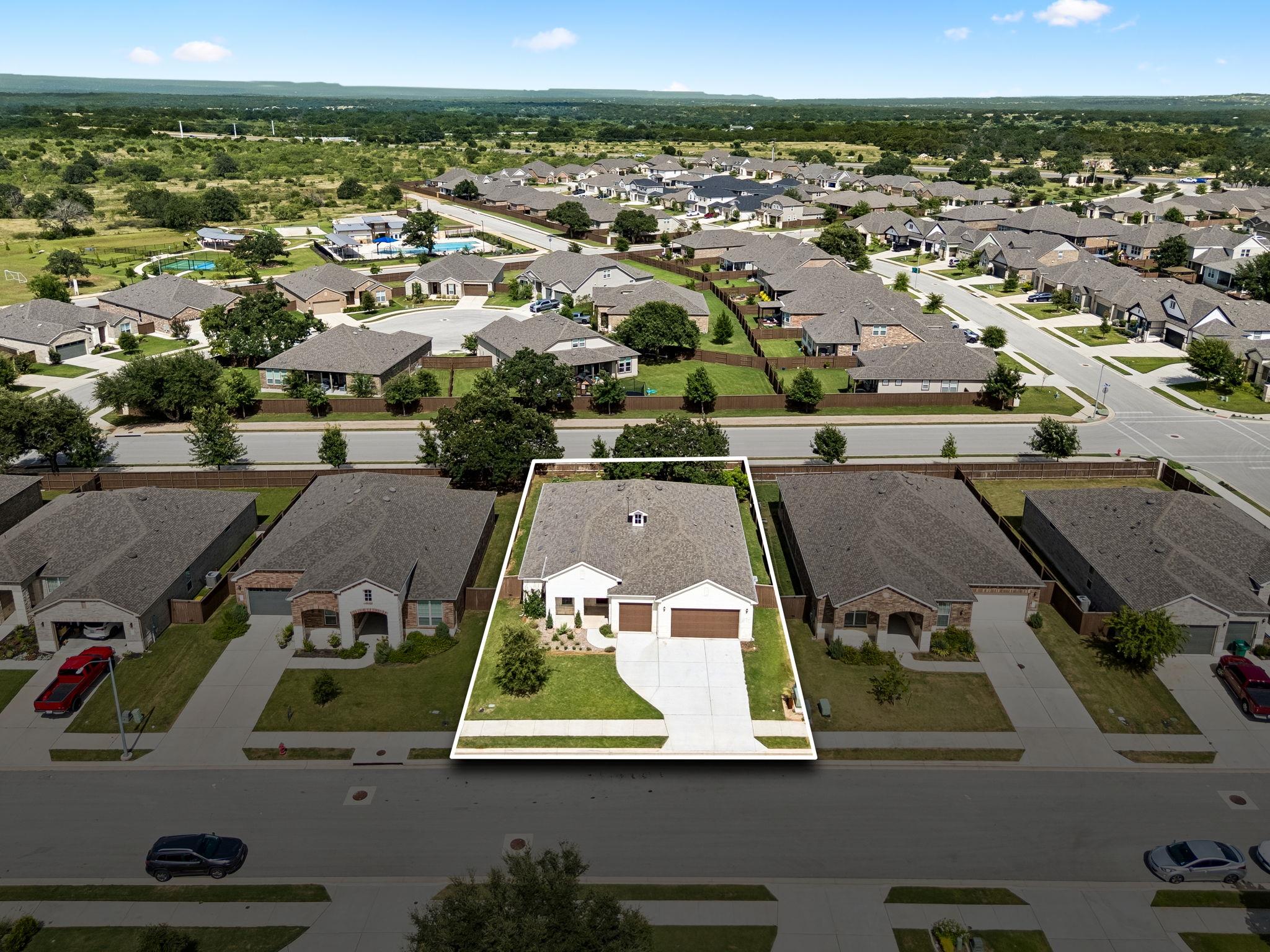 409 Verbena DR