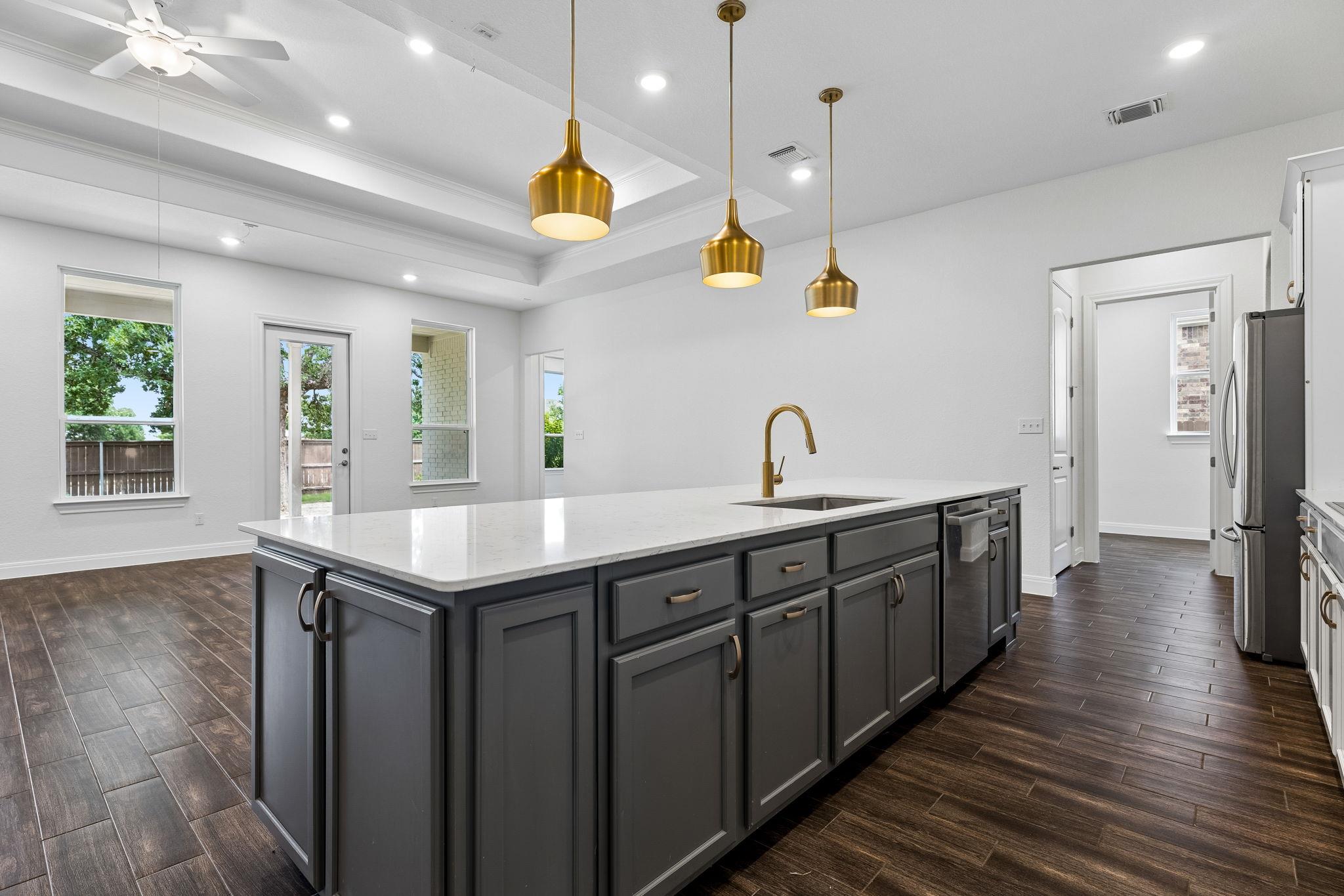 409 Verbena DR