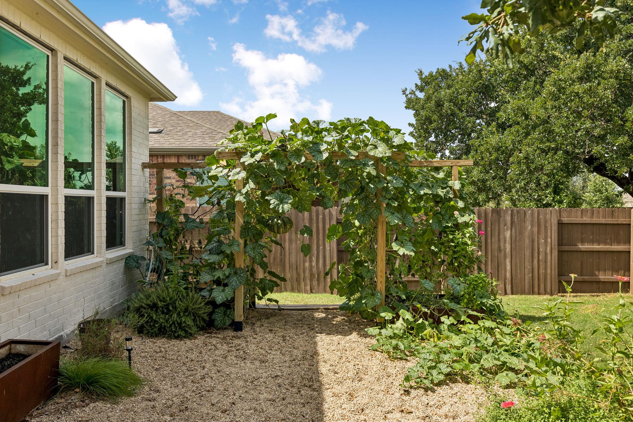 409 Verbena DR