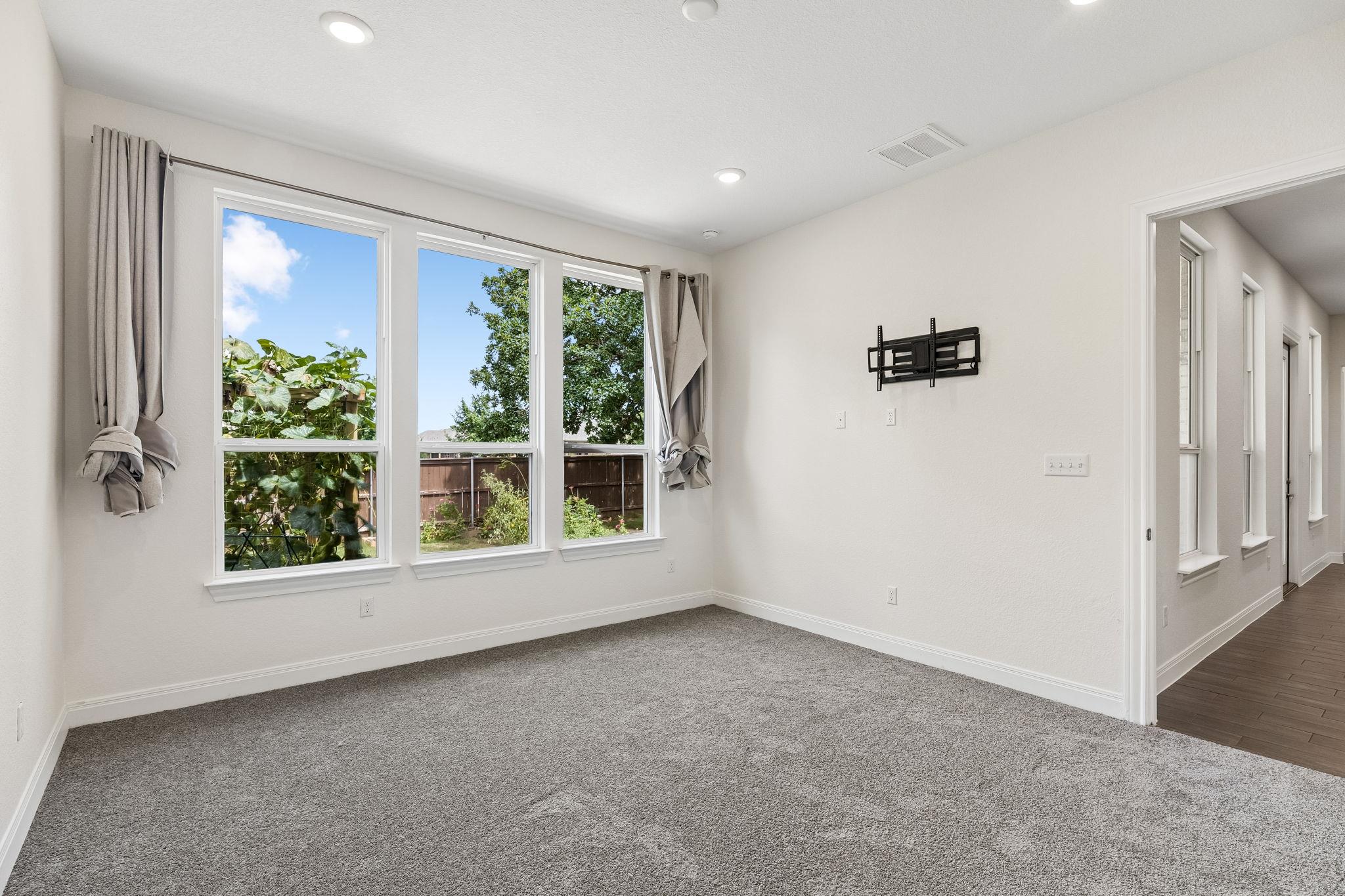 409 Verbena DR