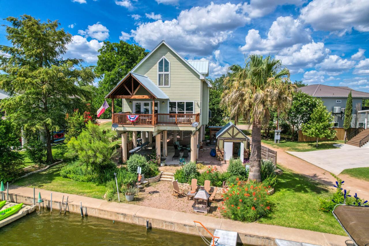 1605 Glencove DR