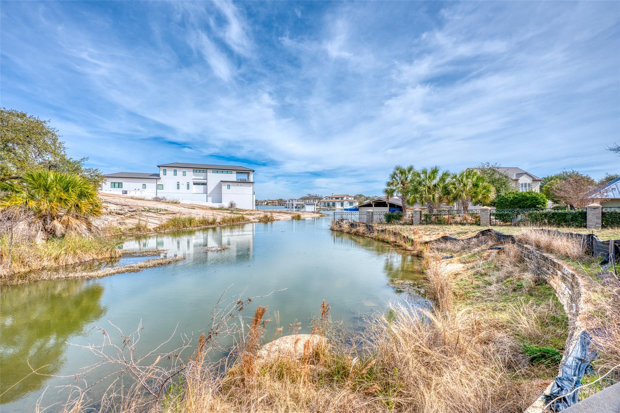 108 MOON ISLE