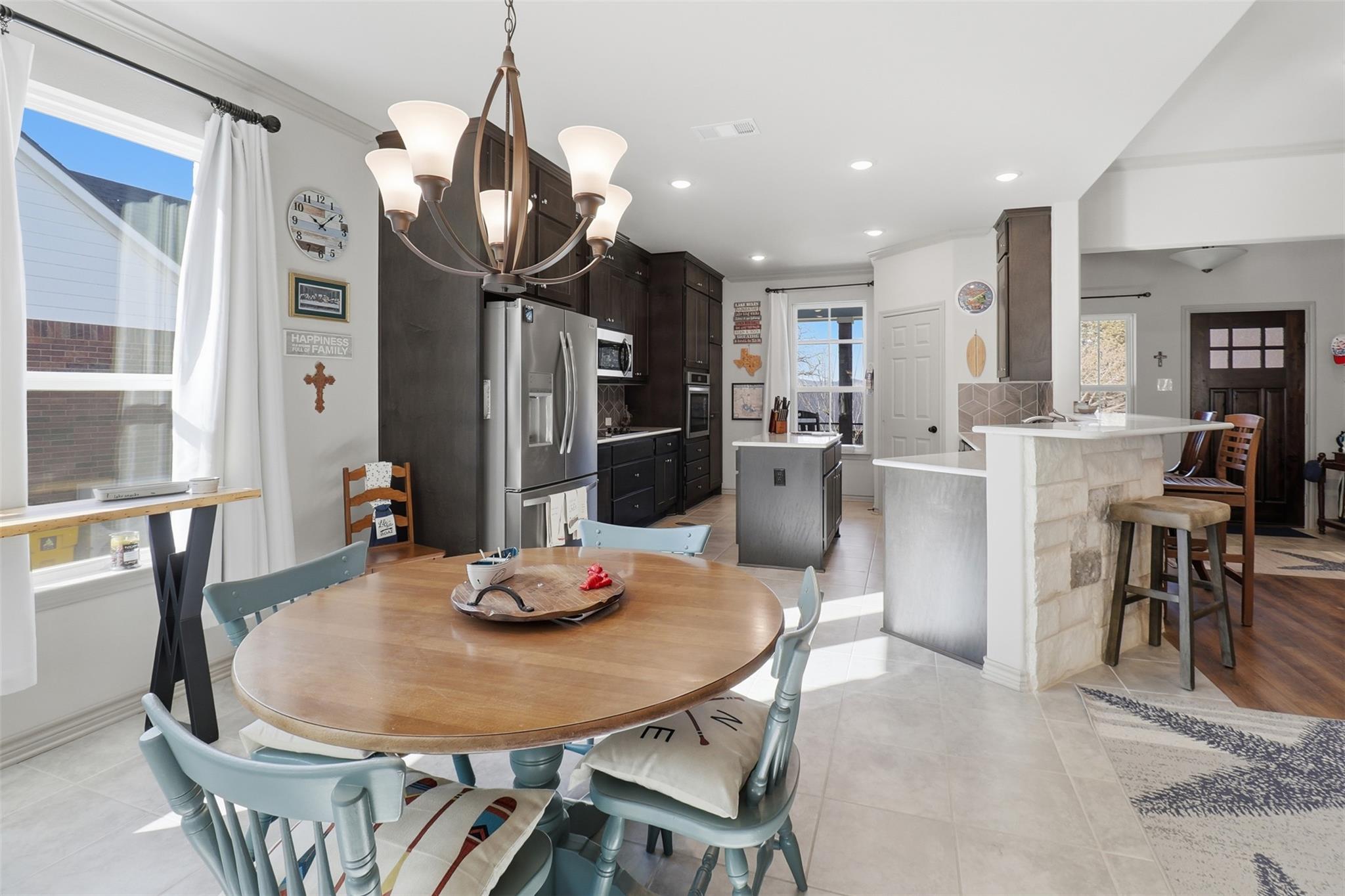 127 Hidden Oaks DR