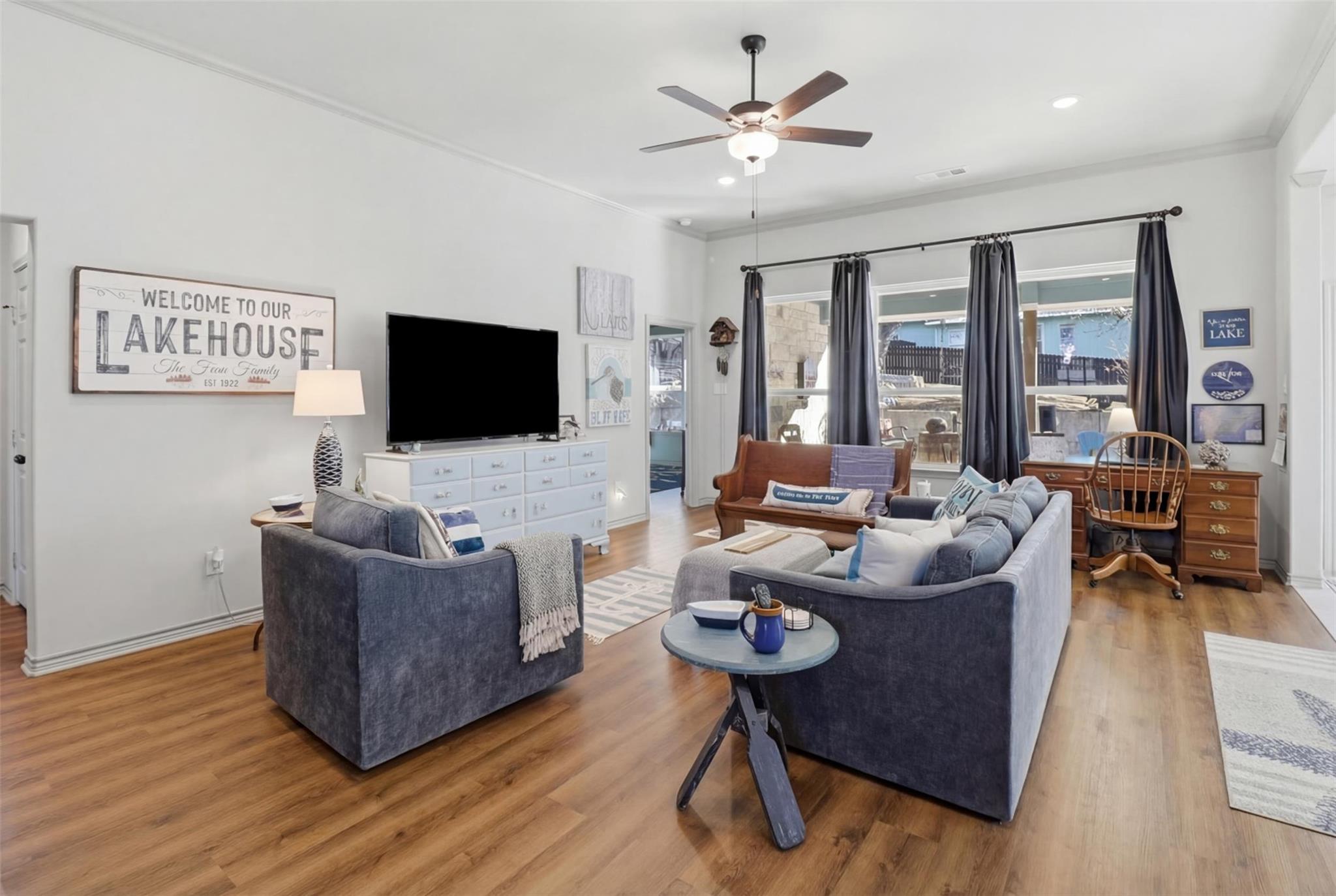 127 Hidden Oaks DR