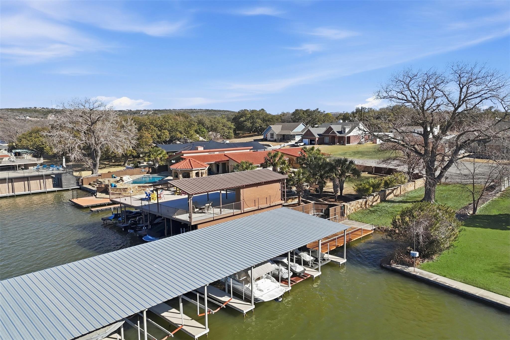 127 Hidden Oaks DR