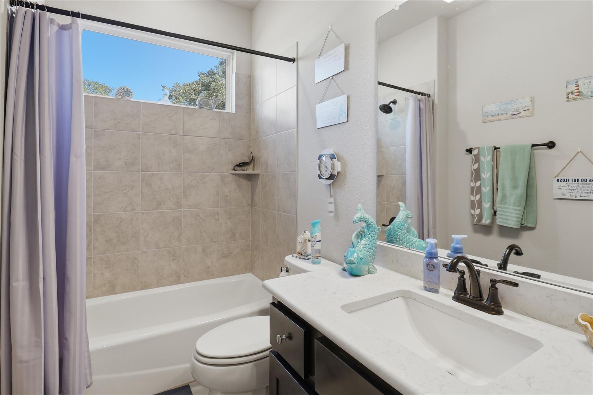 127 Hidden Oaks DR