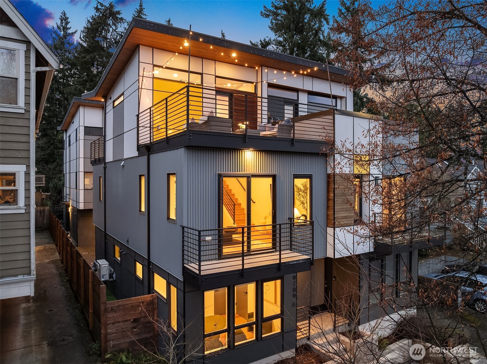 9709 Roosevelt Way NE Unit: A