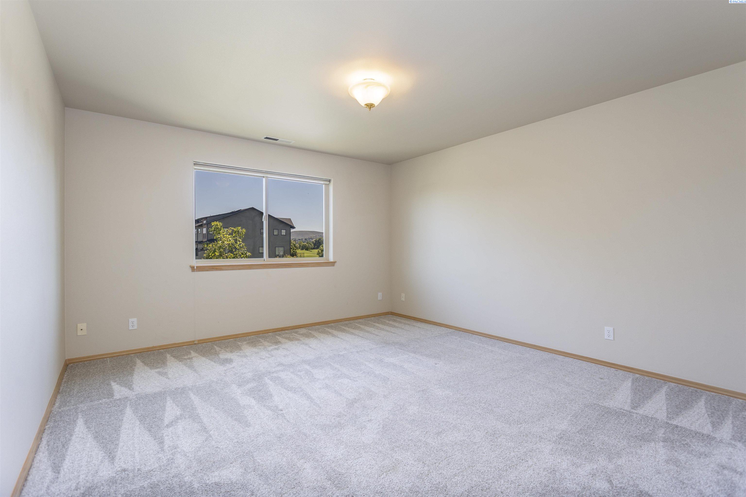 300 Columbia Point Dr #b-116 # 116 Unit: B-116