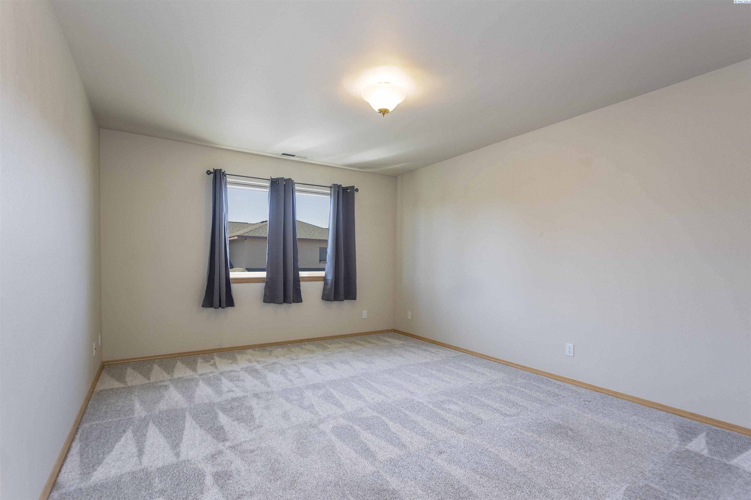 300 Columbia Point Dr #b-116 # 116 Unit: B-116