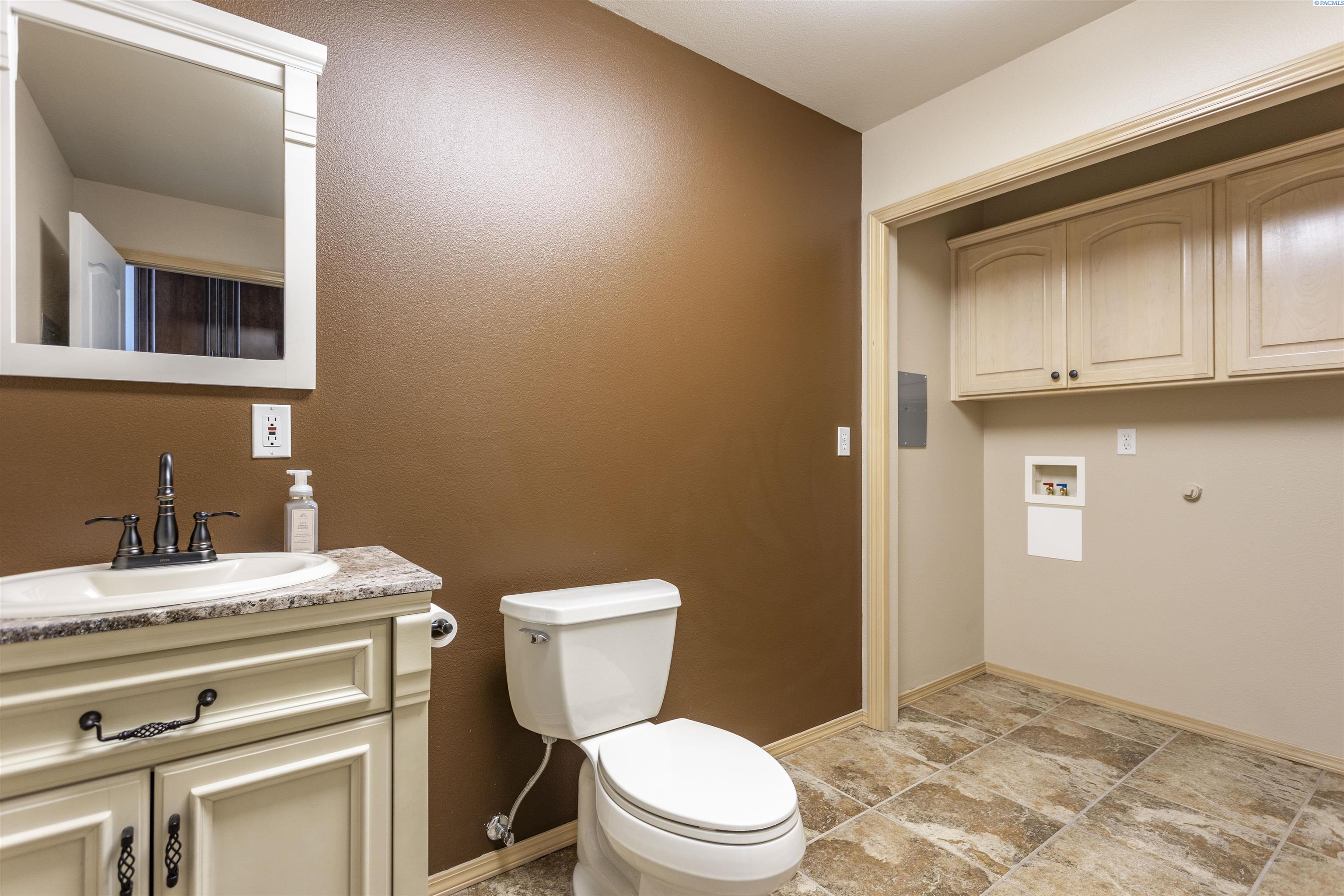 300 Columbia Point Dr #b-116 # 116 Unit: B-116