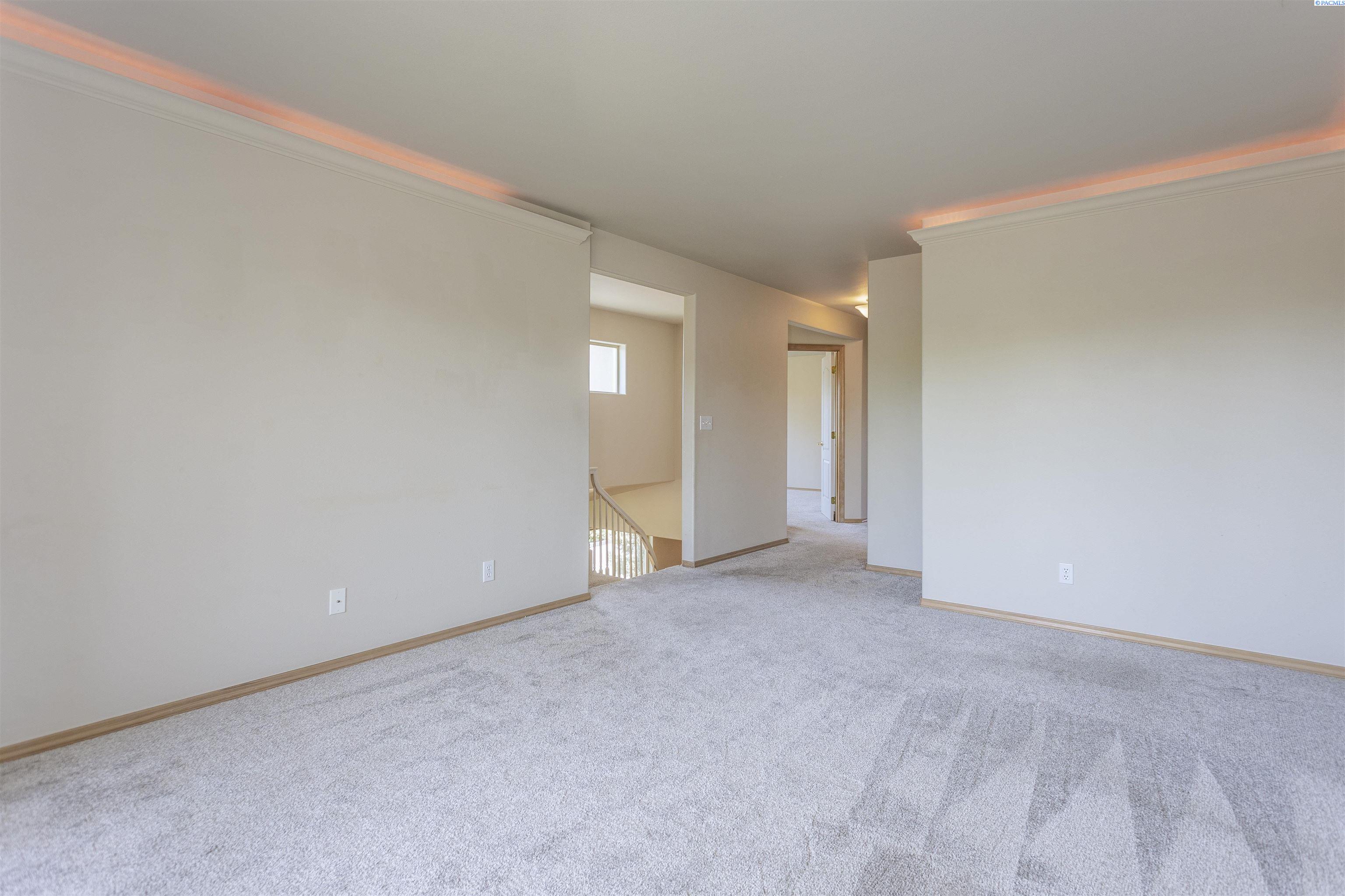 300 Columbia Point Dr #b-116 # 116 Unit: B-116