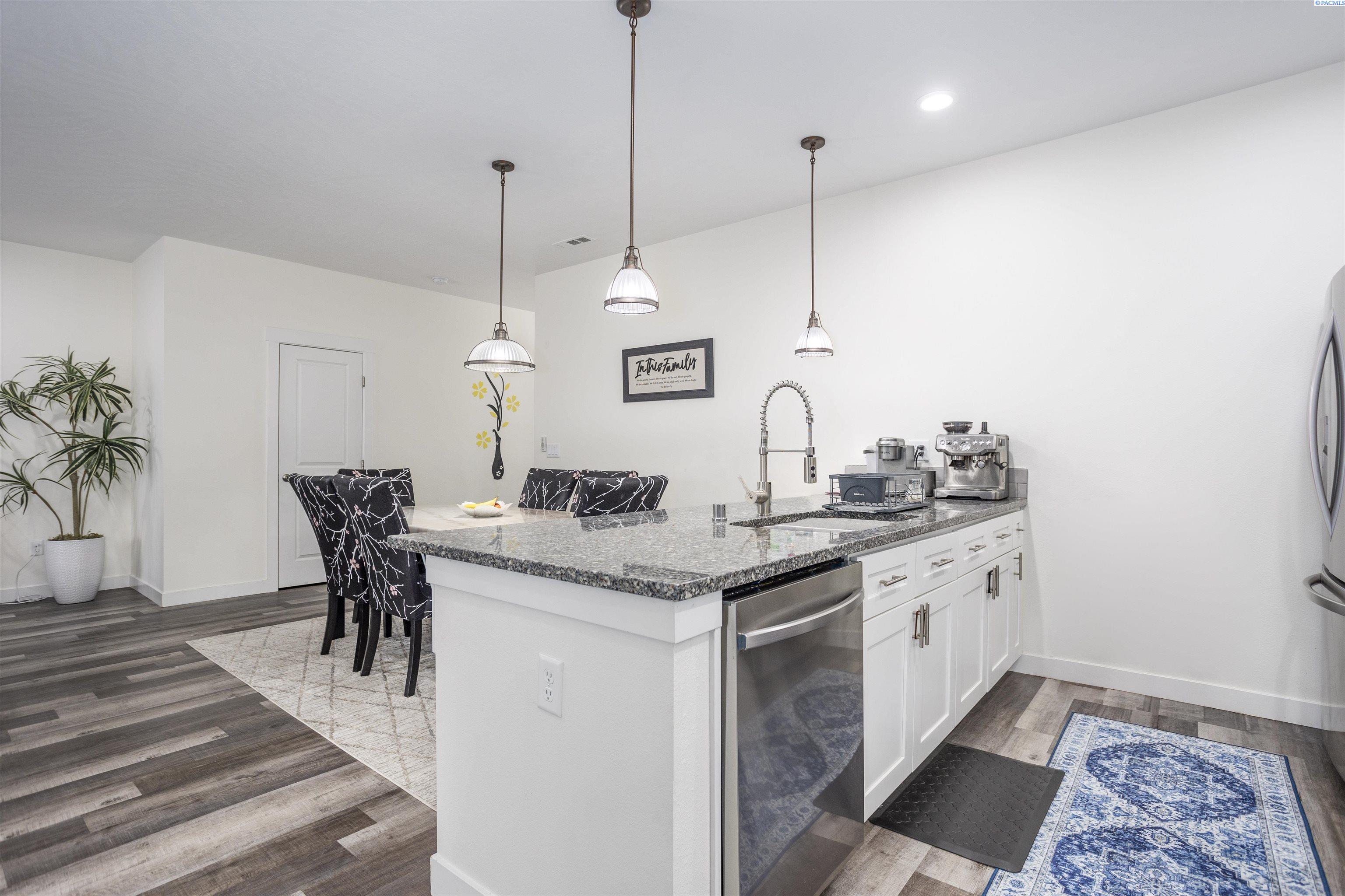 1137 S Cedar Place