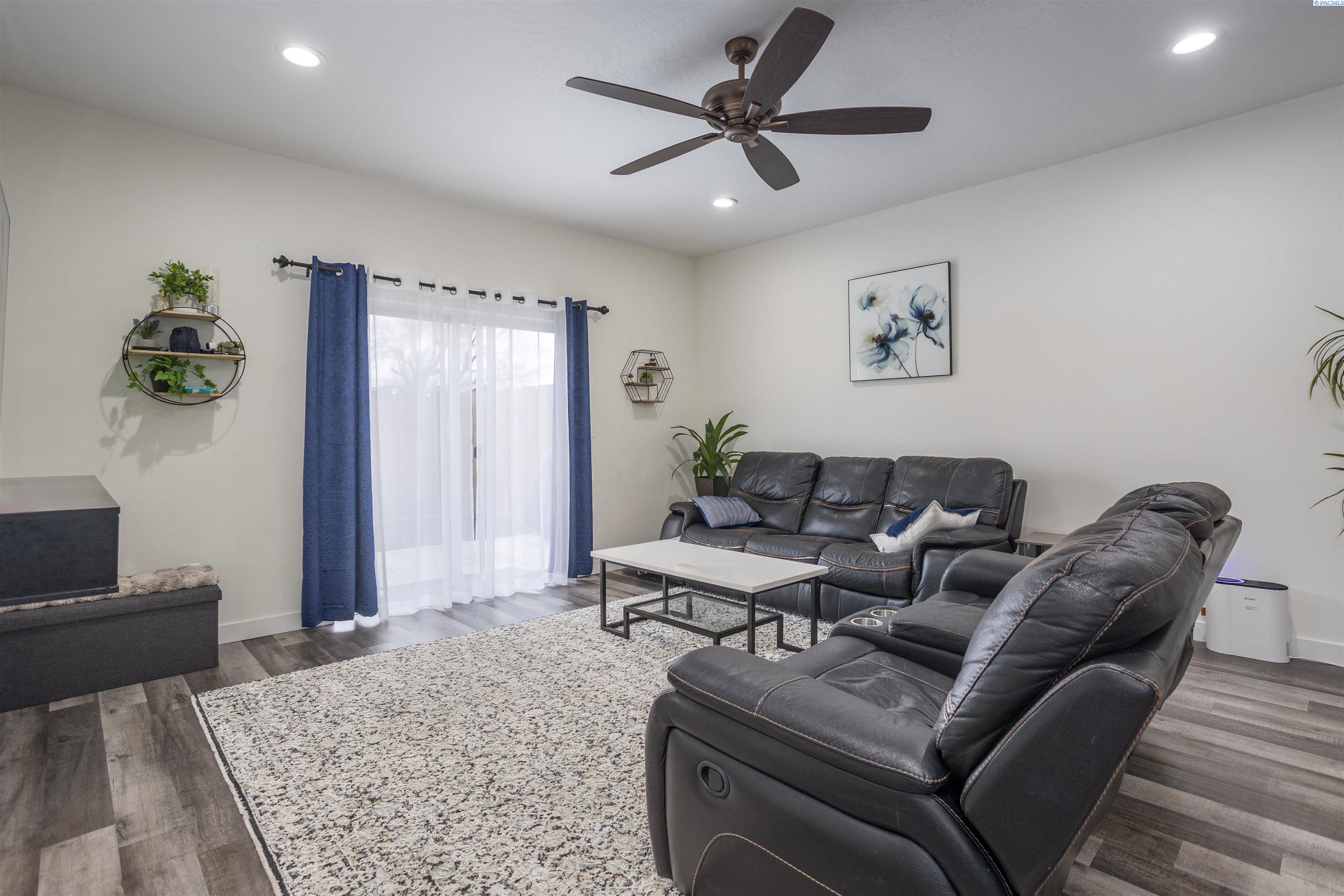 1137 S Cedar Place