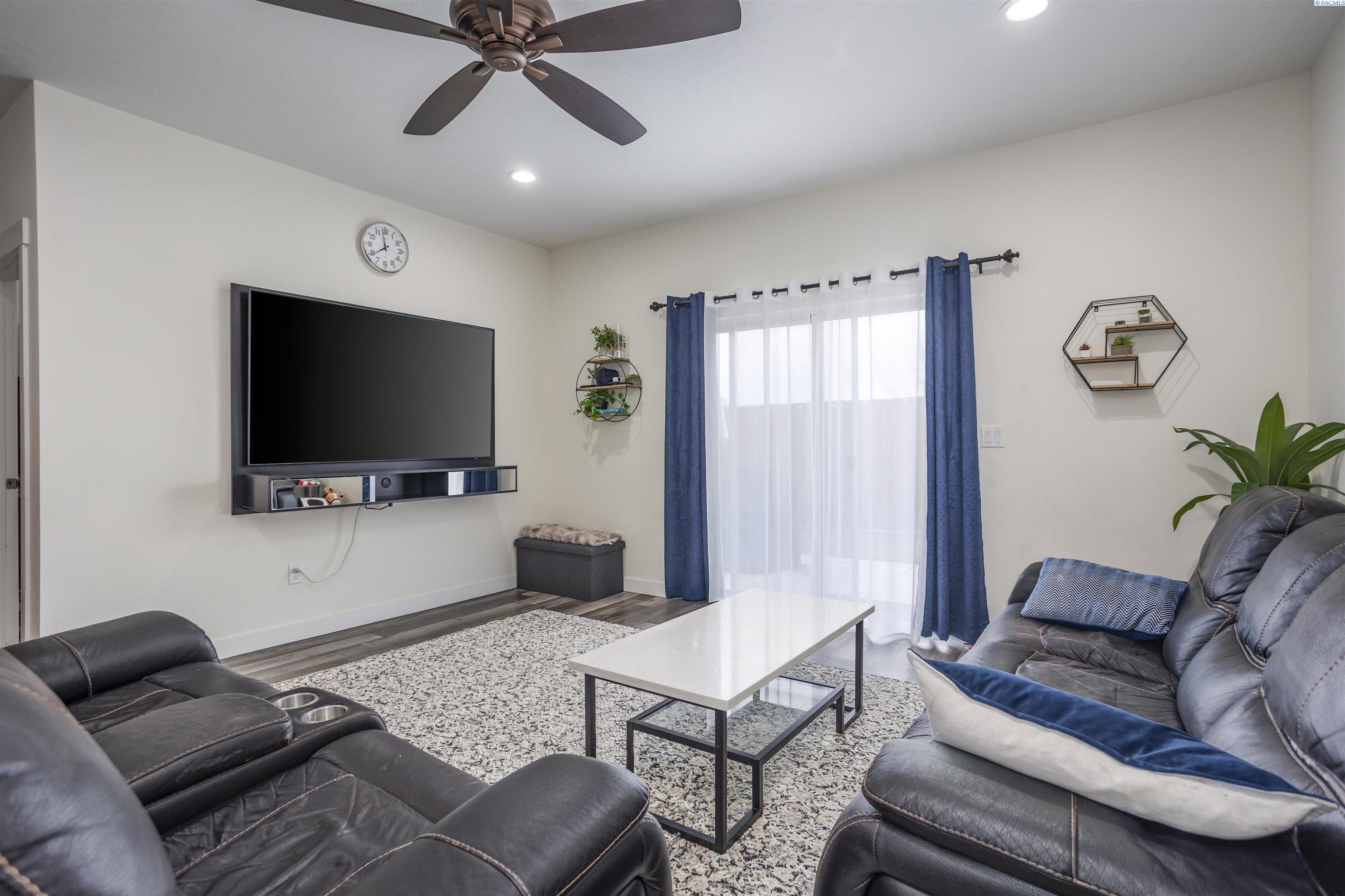 1137 S Cedar Place