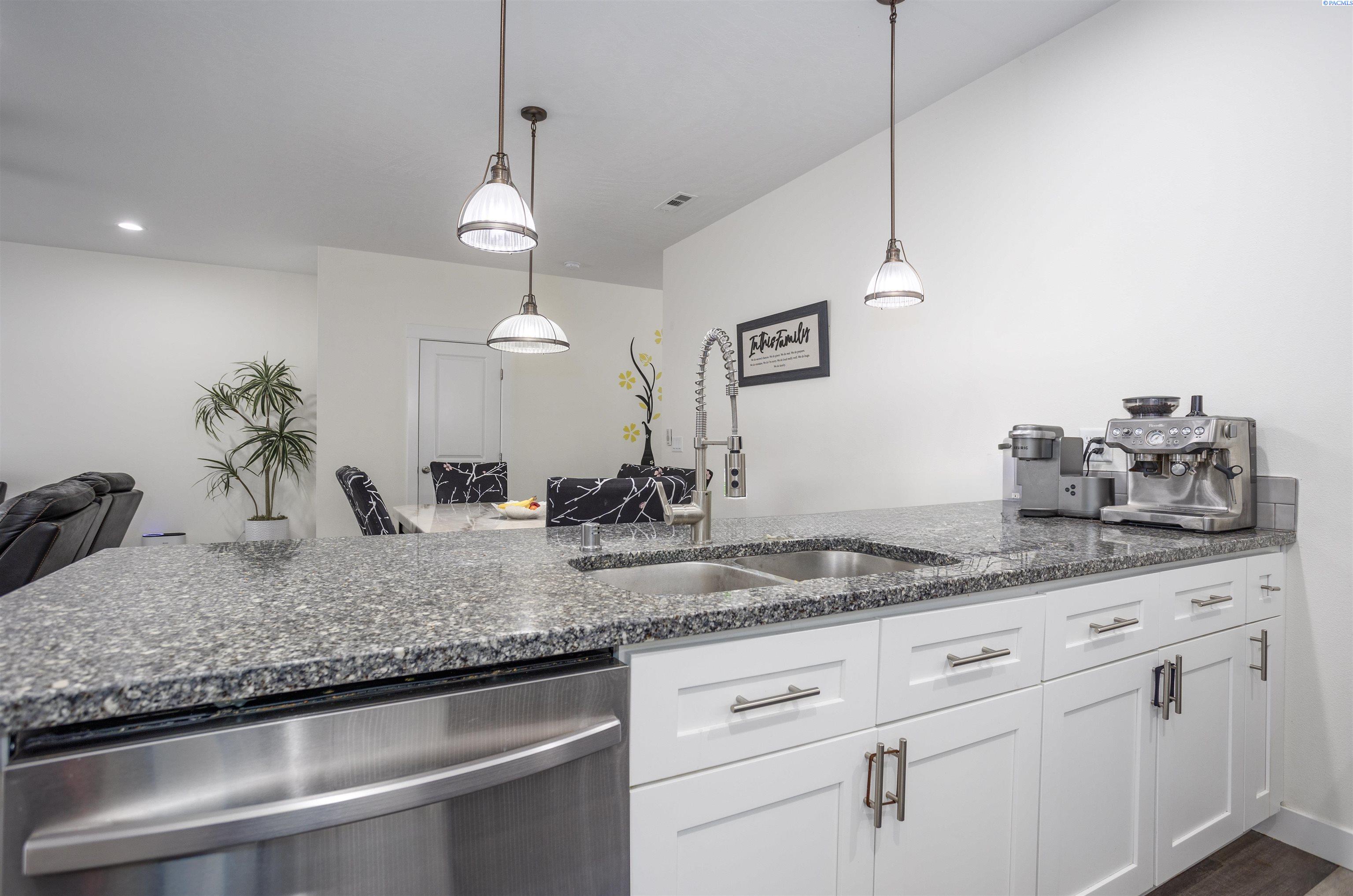 1137 S Cedar Place