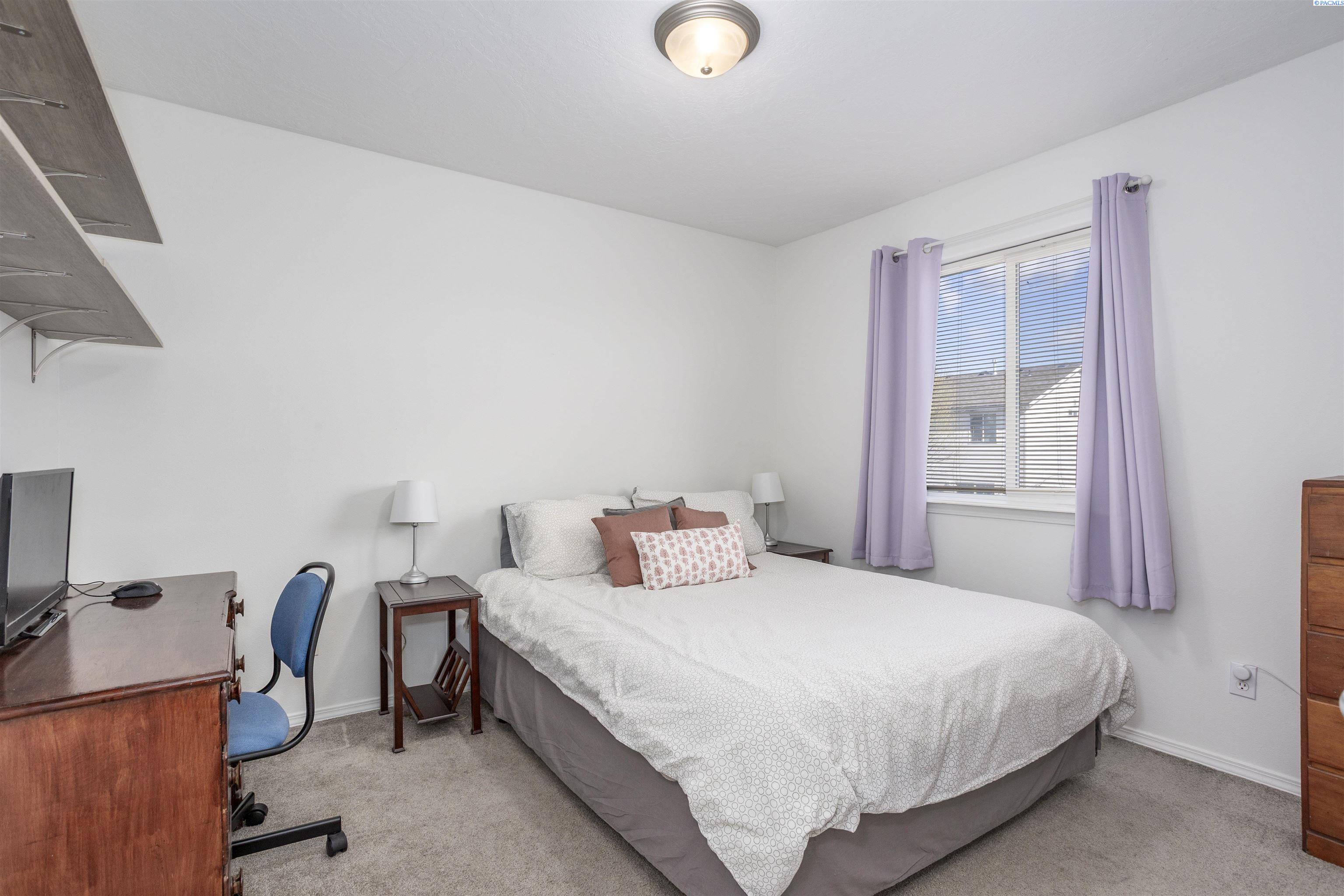 4015 Manassas Ct
