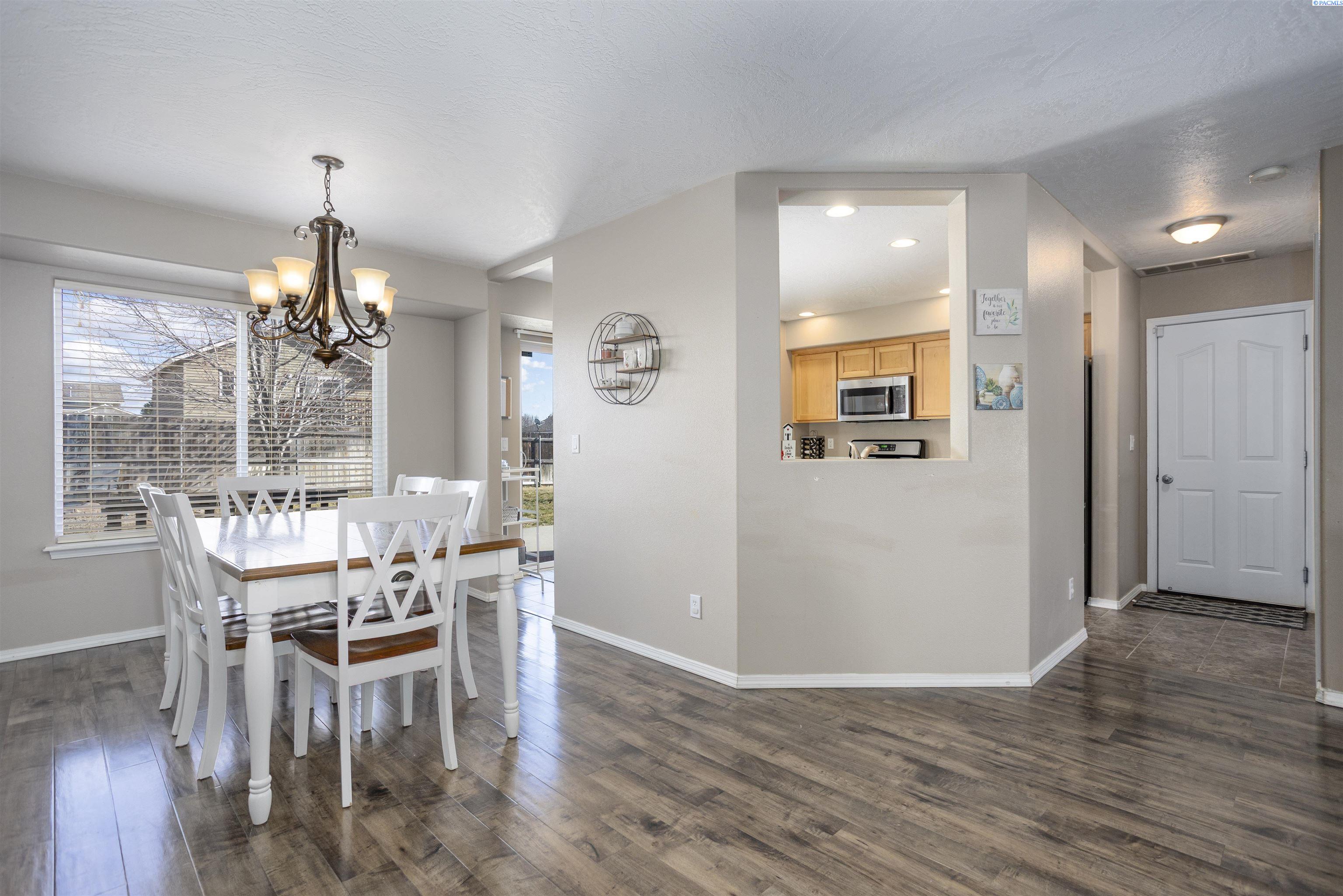 4015 Manassas Ct