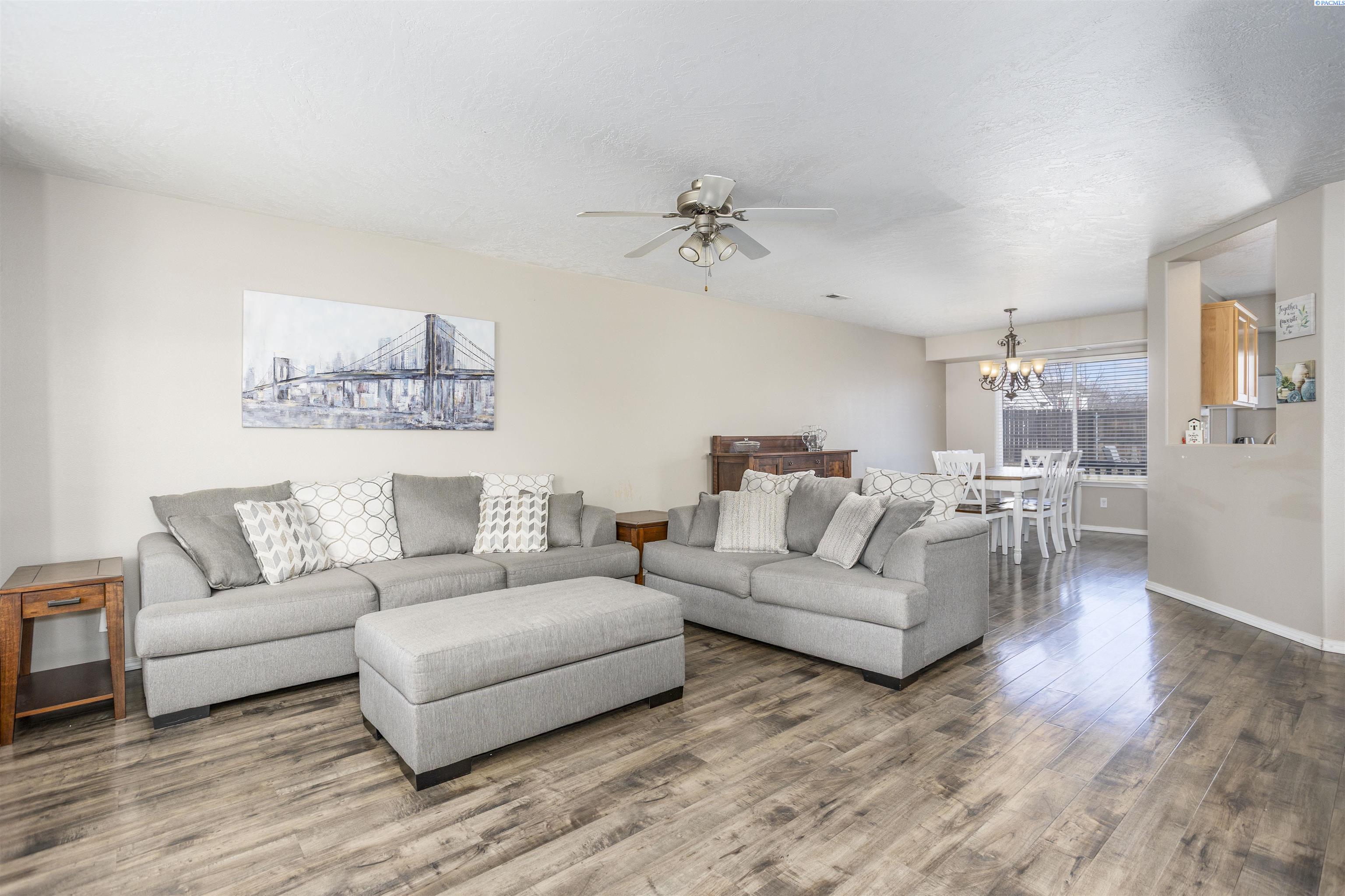 4015 Manassas Ct