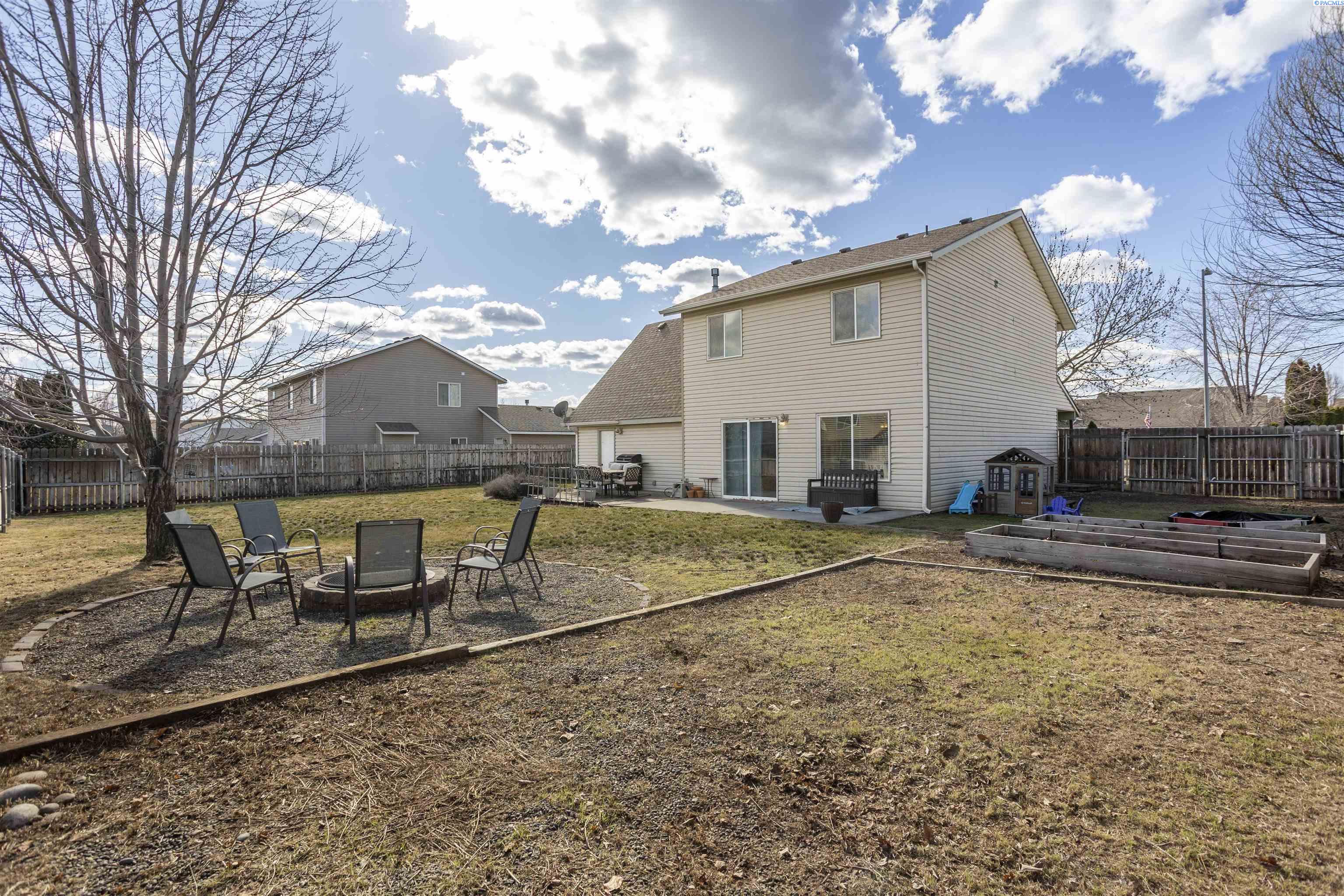 4015 Manassas Ct