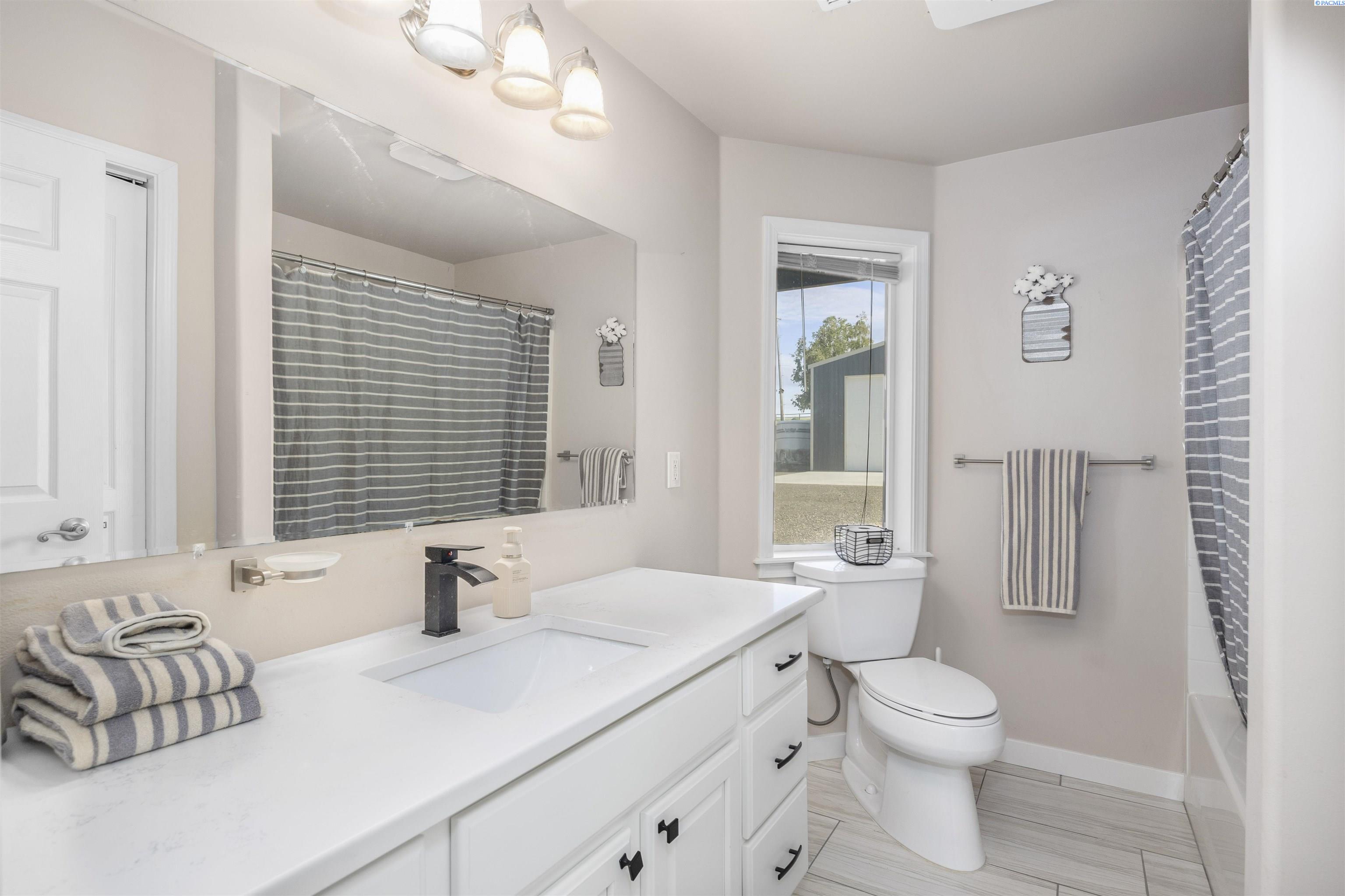 92104 E Sagebrush Rd