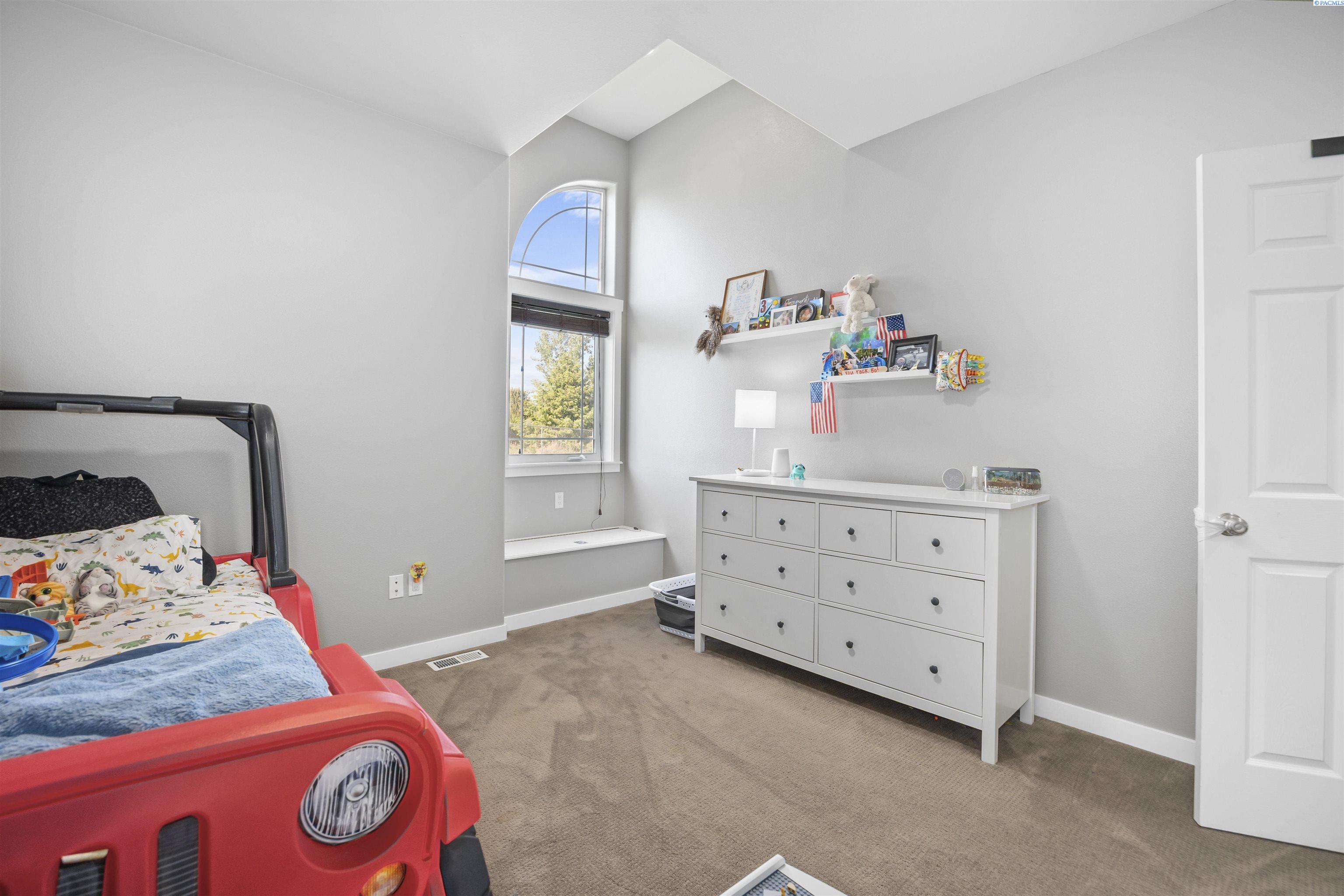 92104 E Sagebrush Rd