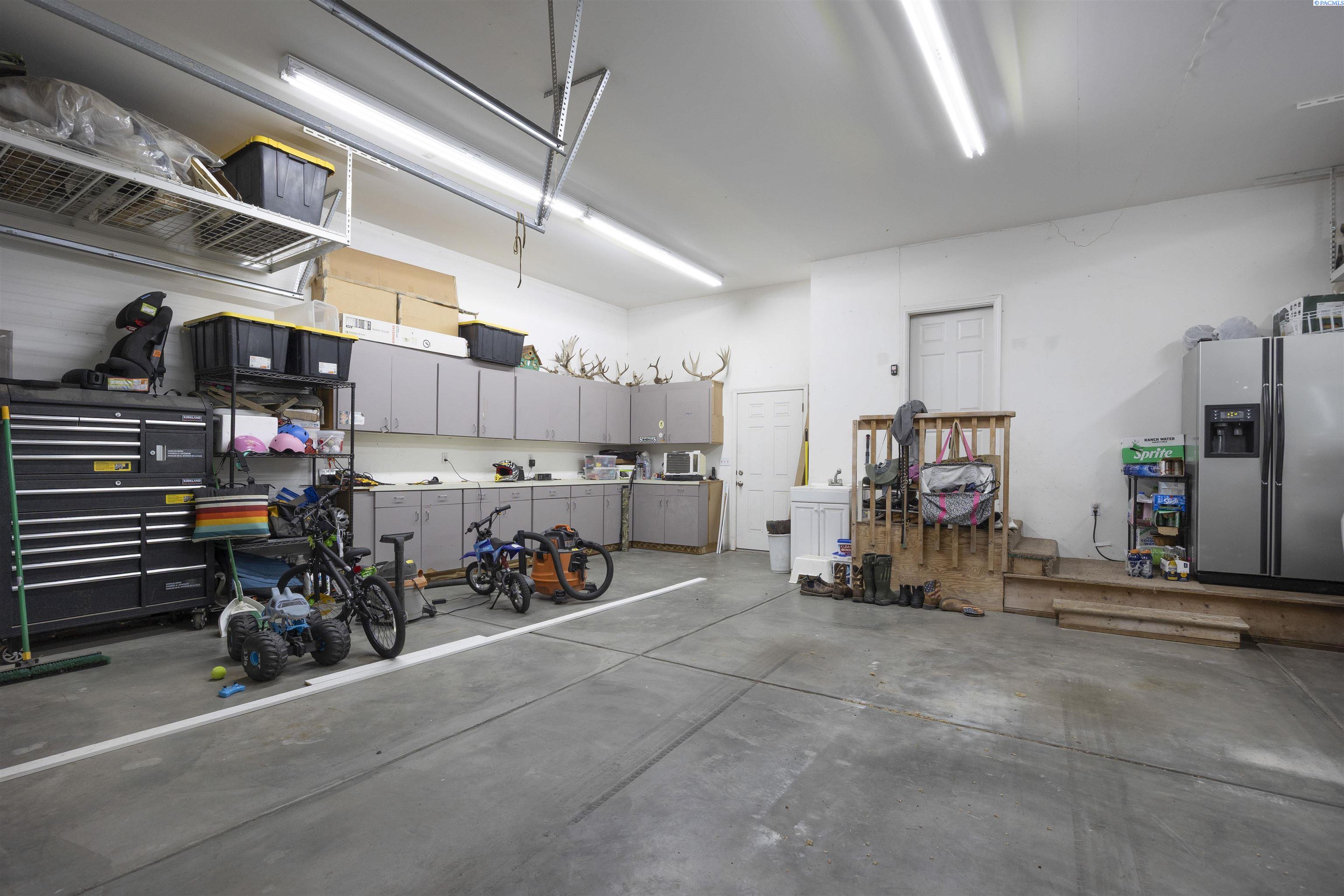 92104 E Sagebrush Rd