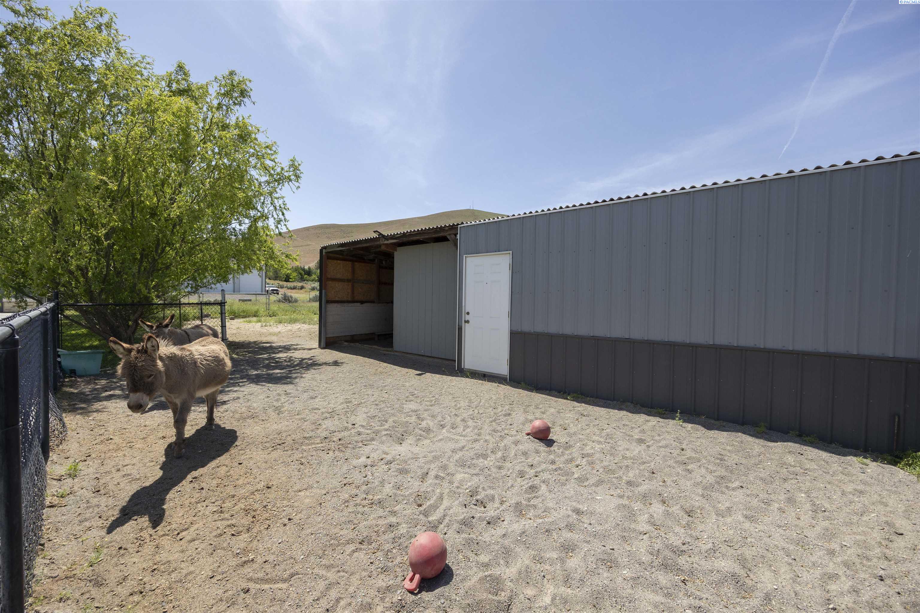 57404 N 385 Prne