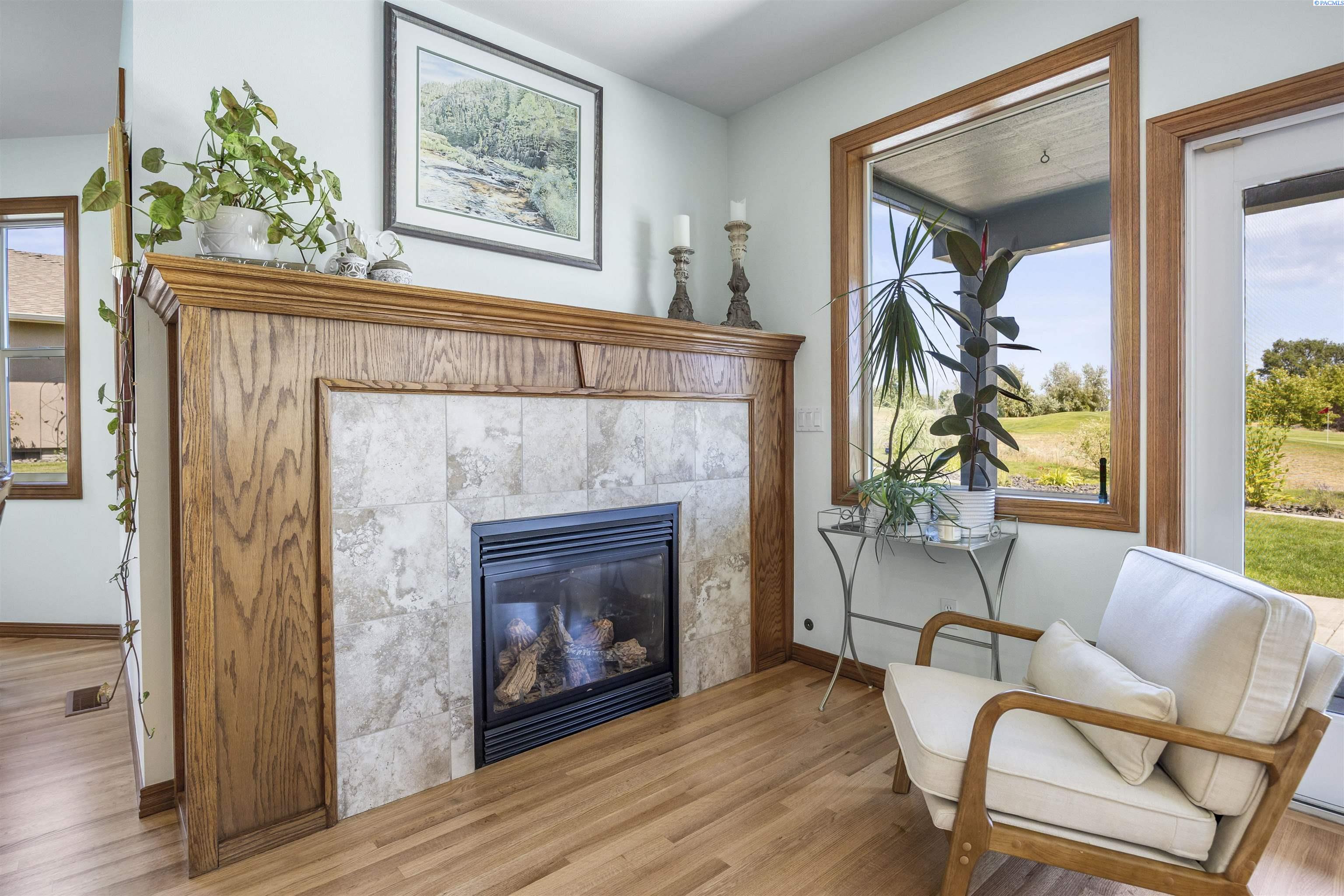 2730 Sawgrass Loop