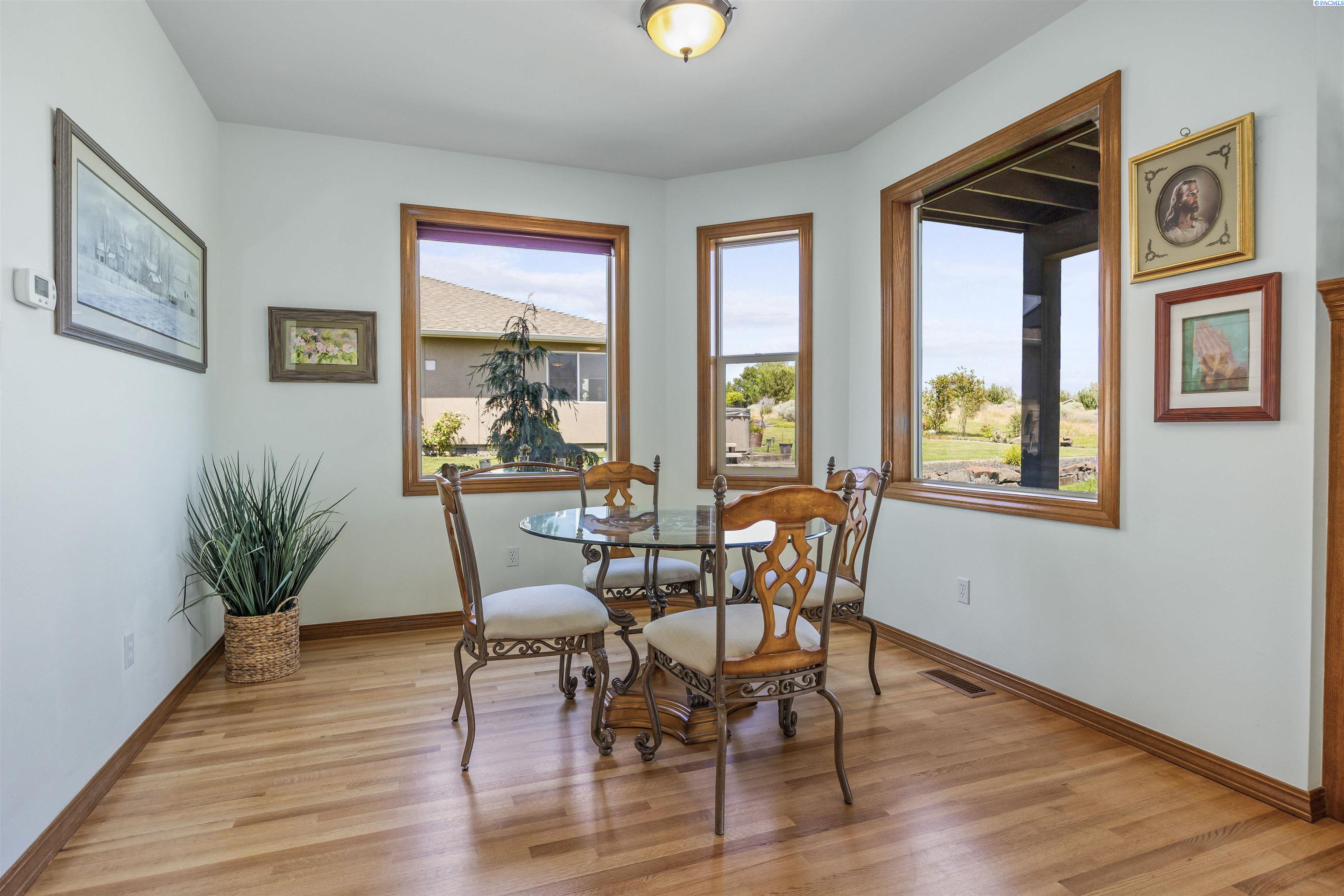 2730 Sawgrass Loop