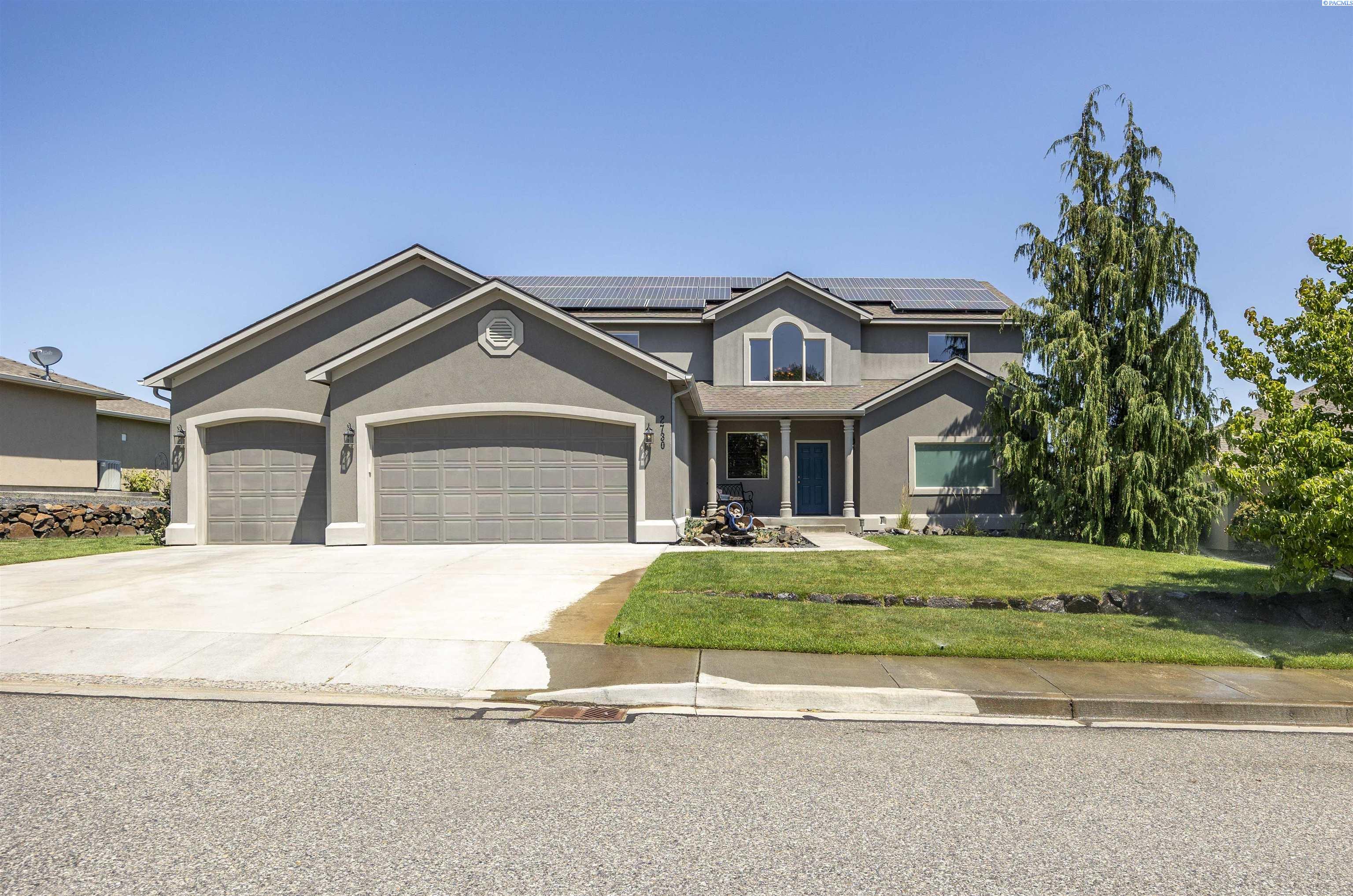 2730 Sawgrass Loop