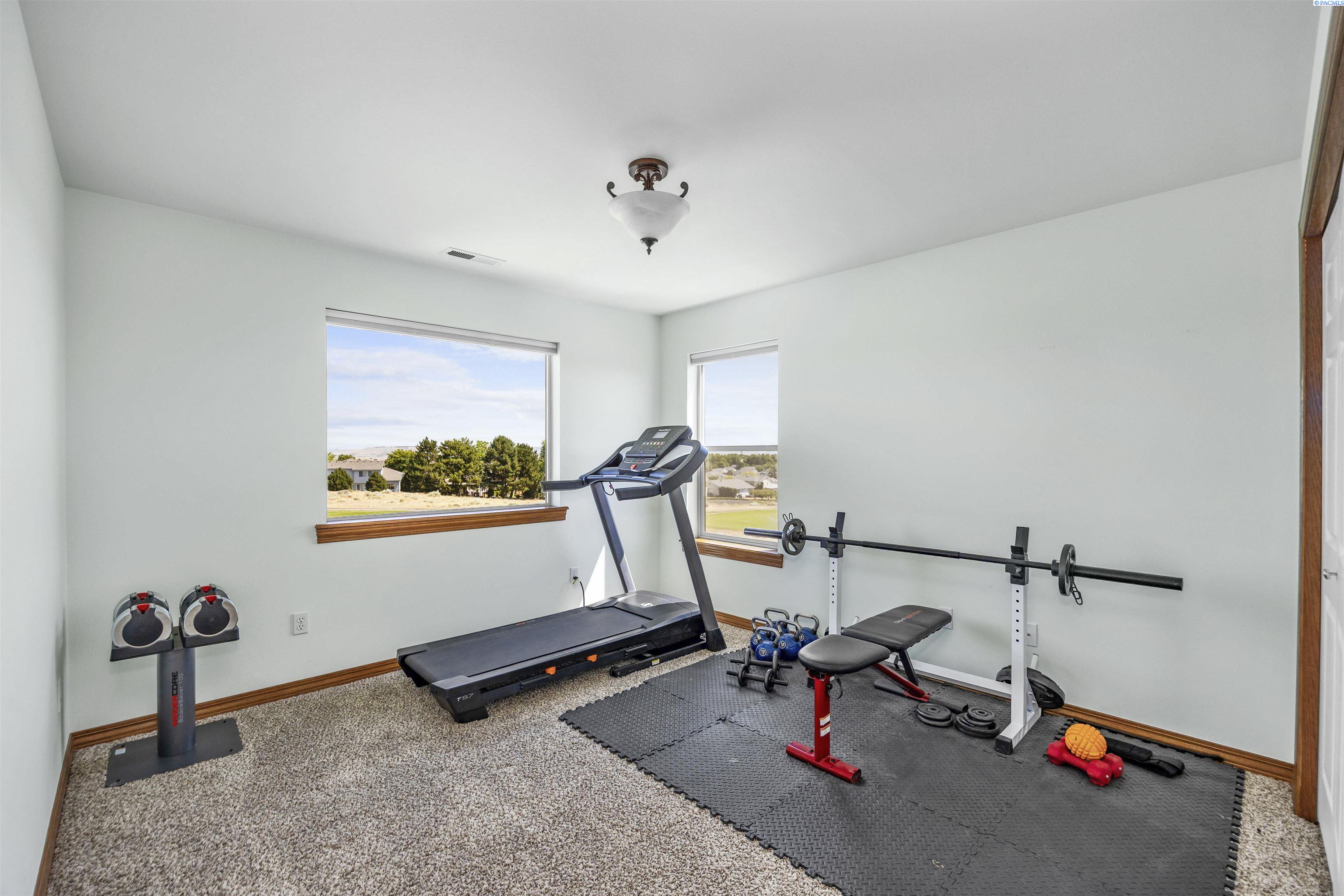 2730 Sawgrass Loop