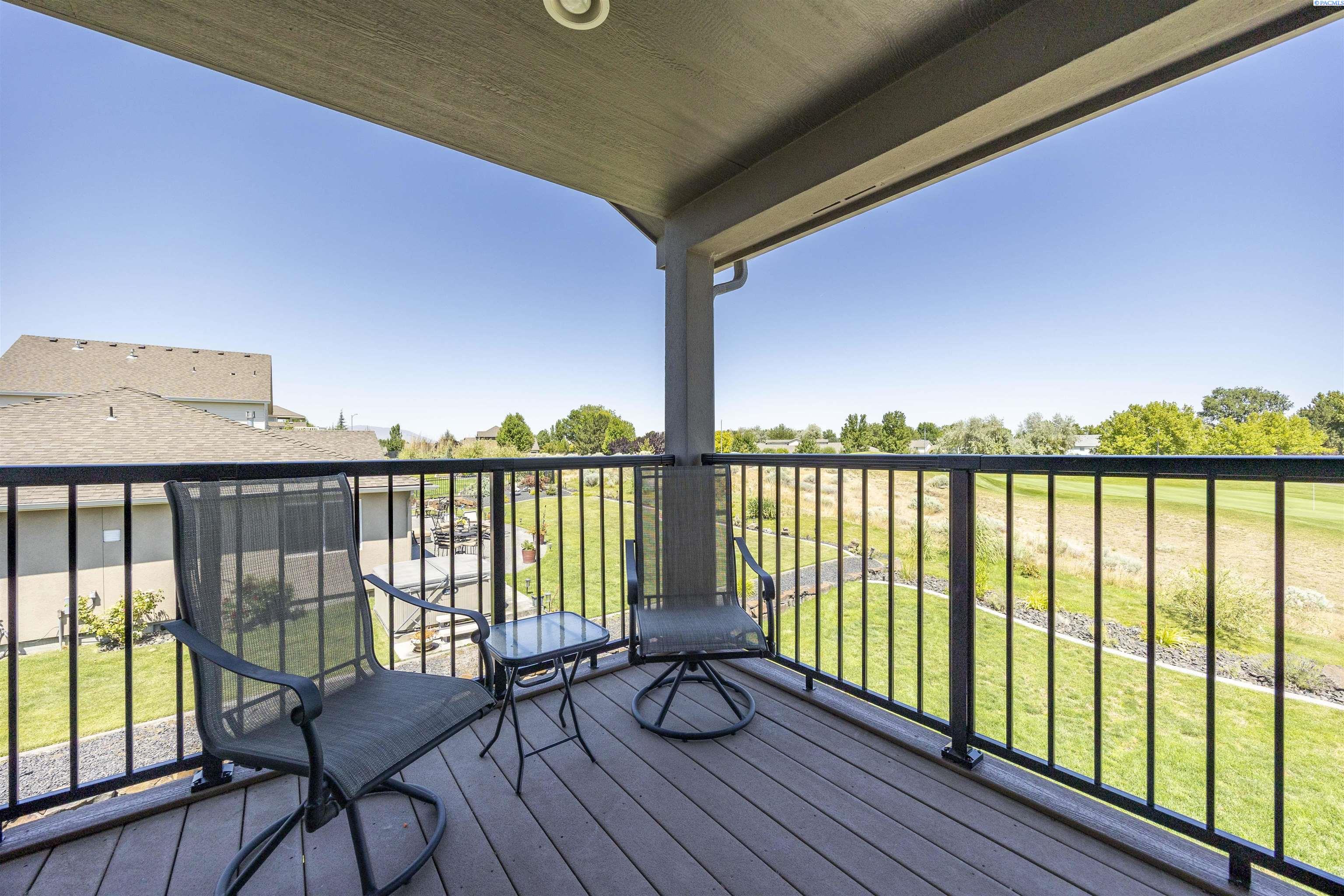 2730 Sawgrass Loop
