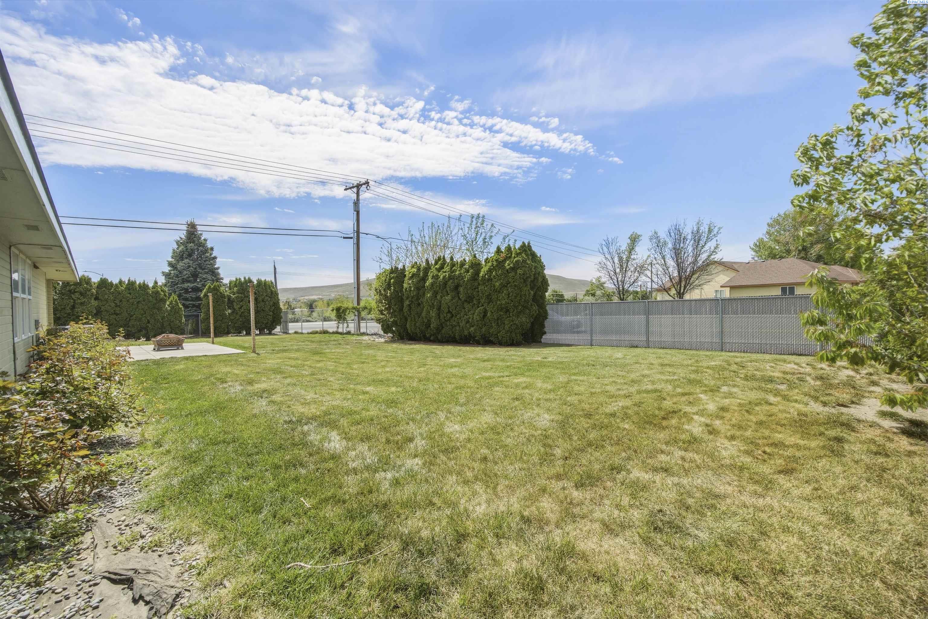 4485 Northlake Drive