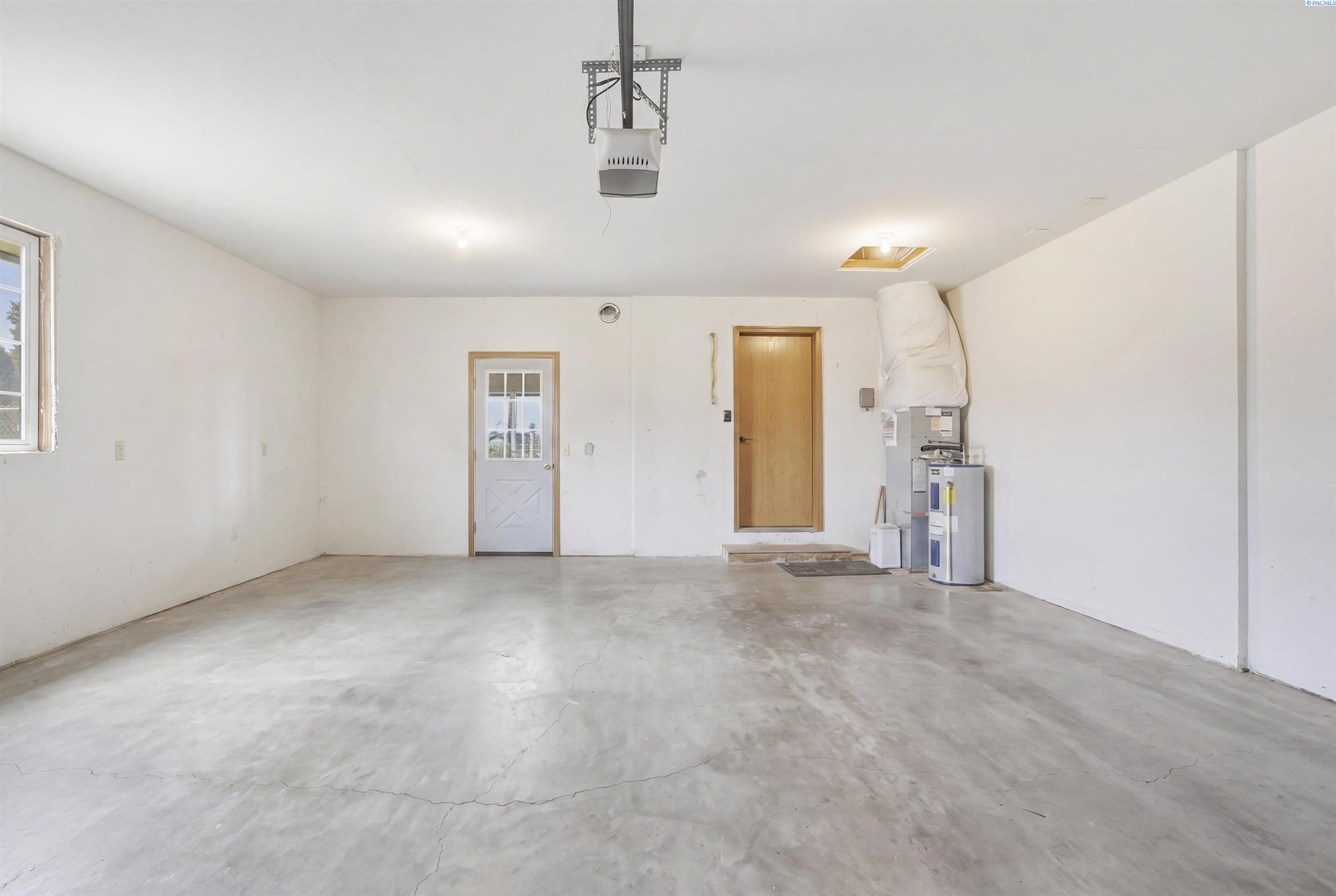 4485 Northlake Drive